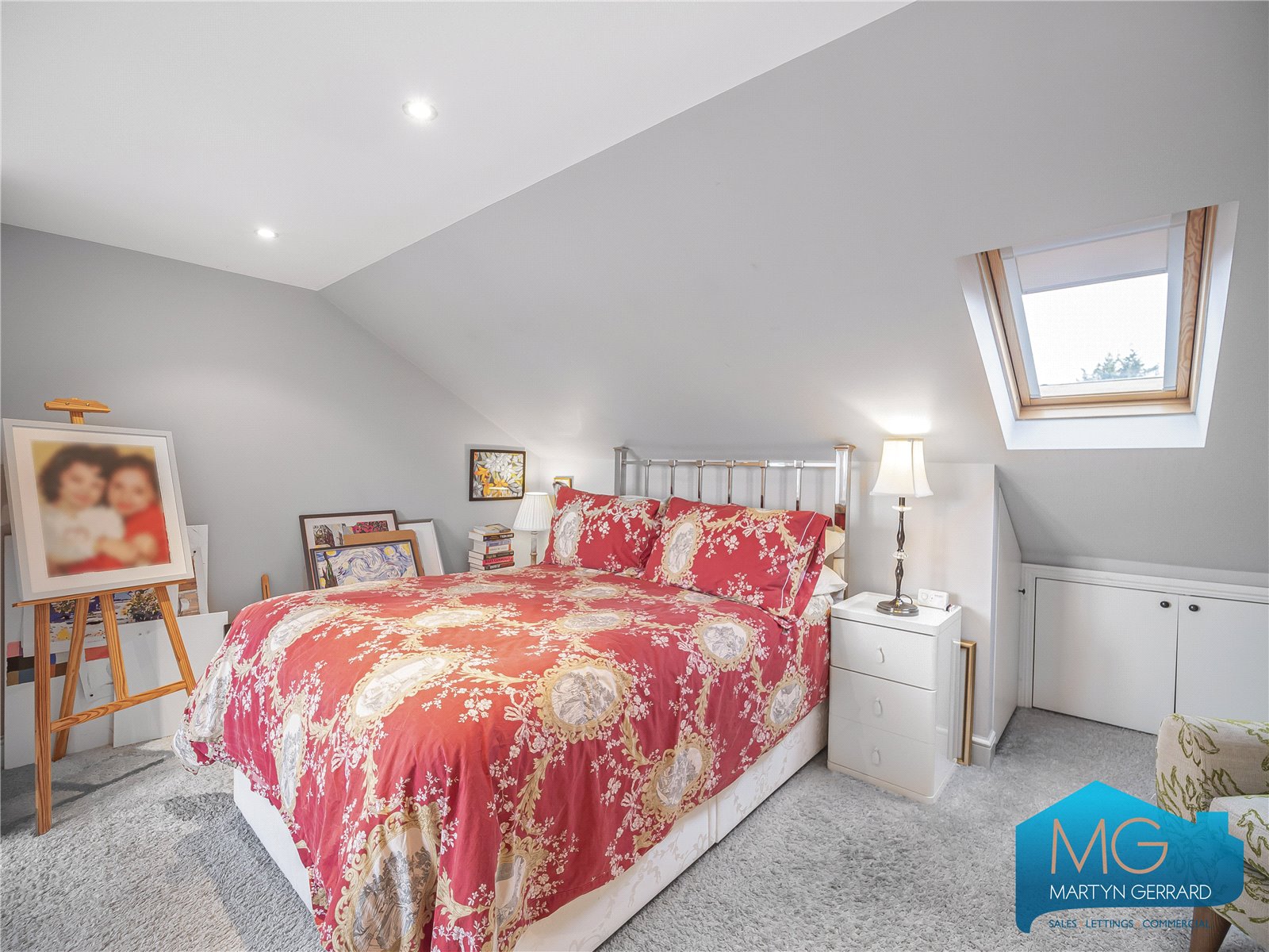 4 bedroom Terraced House for sale - Martyn Gerrard