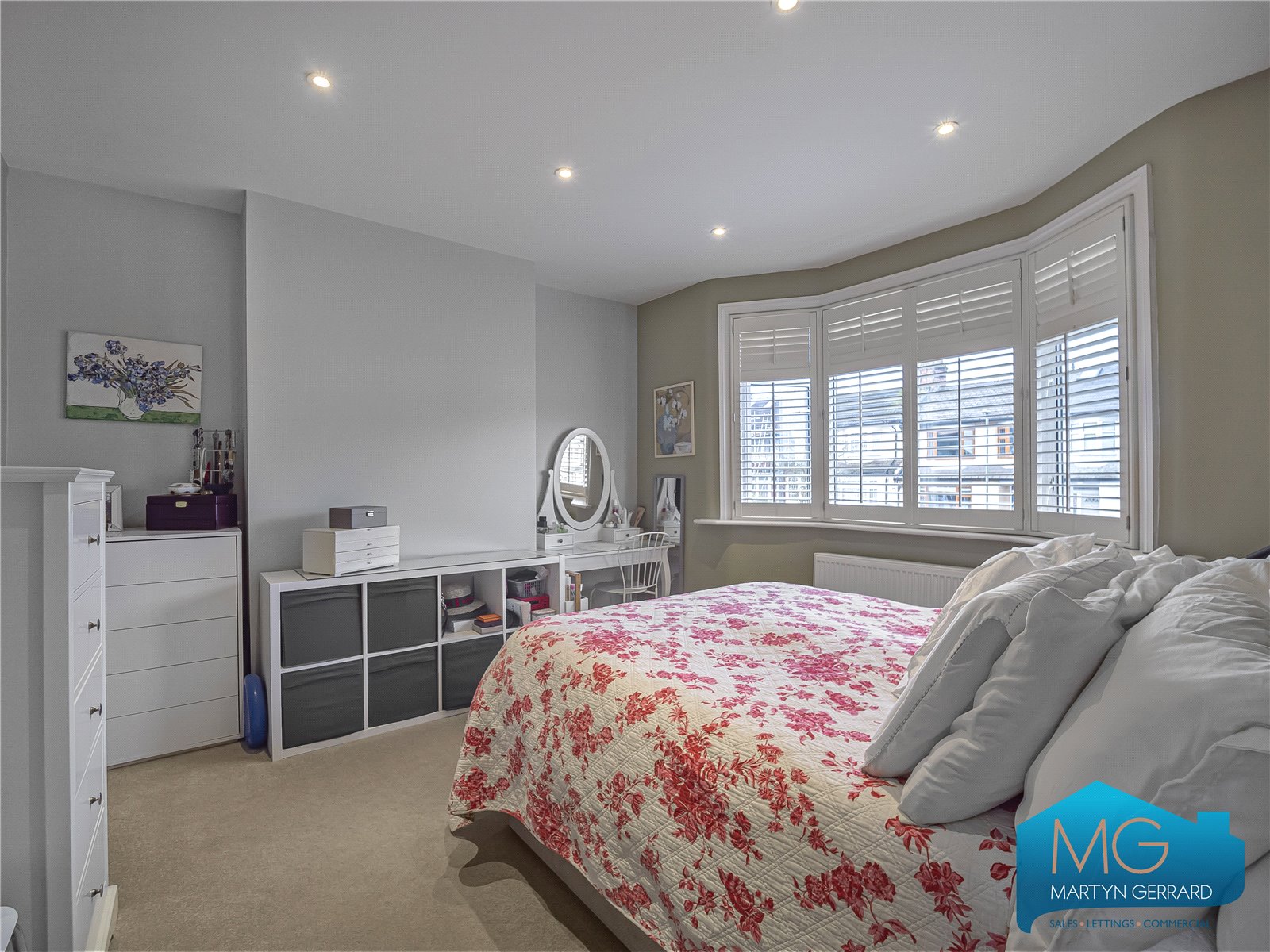 4 bedroom Terraced House for sale - Martyn Gerrard