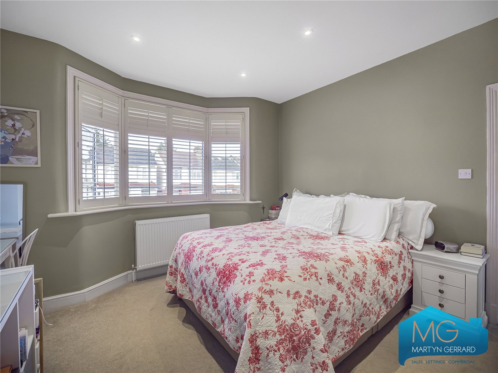 4 bedroom Terraced House for sale - Martyn Gerrard