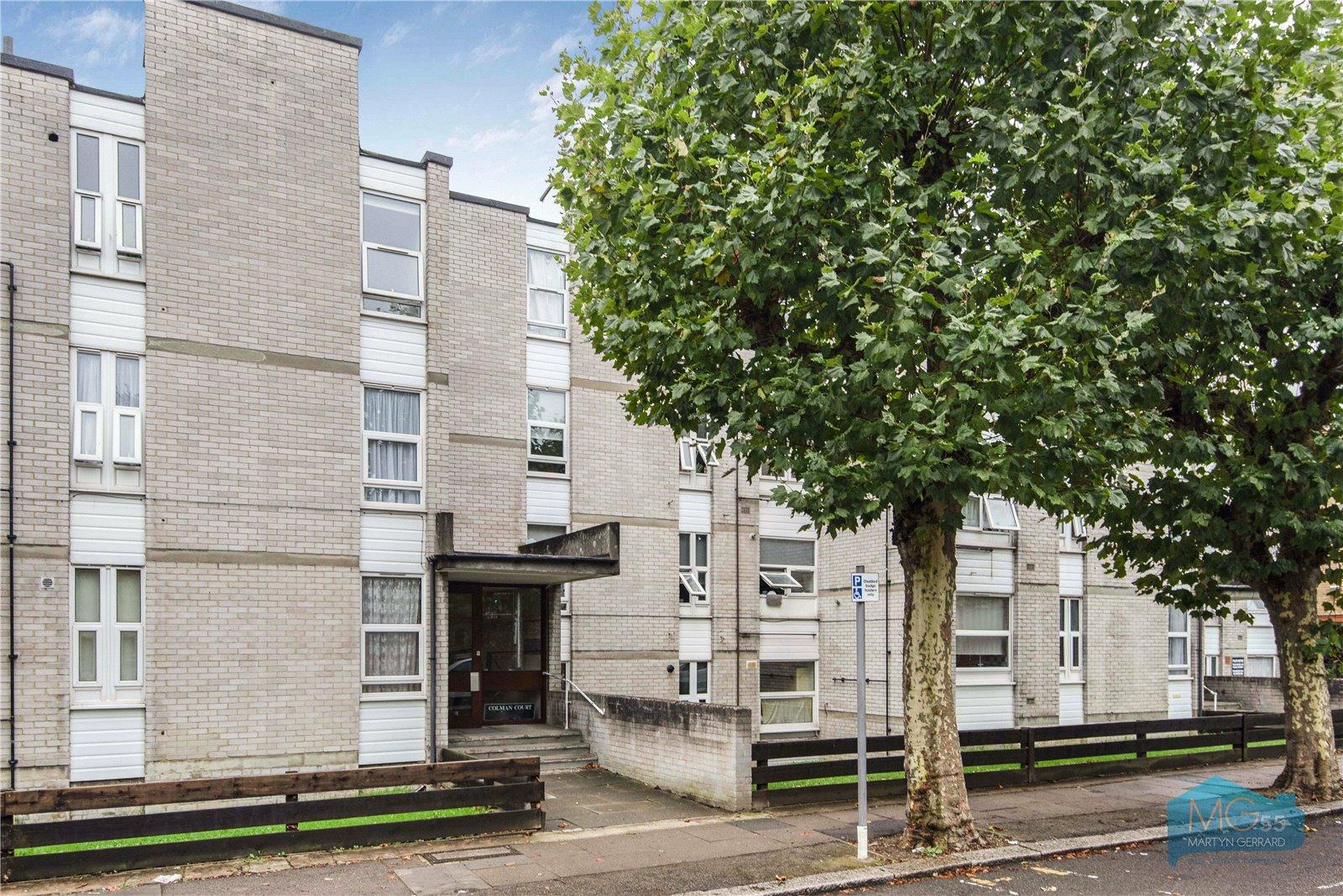 2 bedroom Apartment to rent - Martyn Gerrard