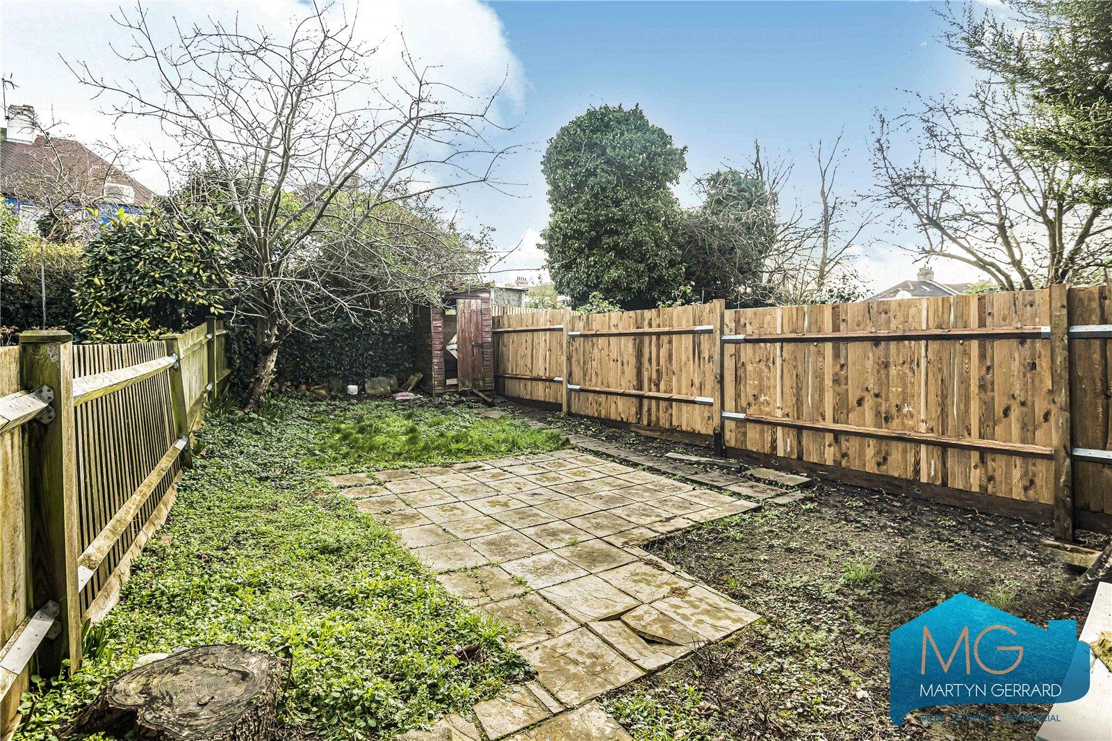 3 bedroom Apartment for sale - Martyn Gerrard