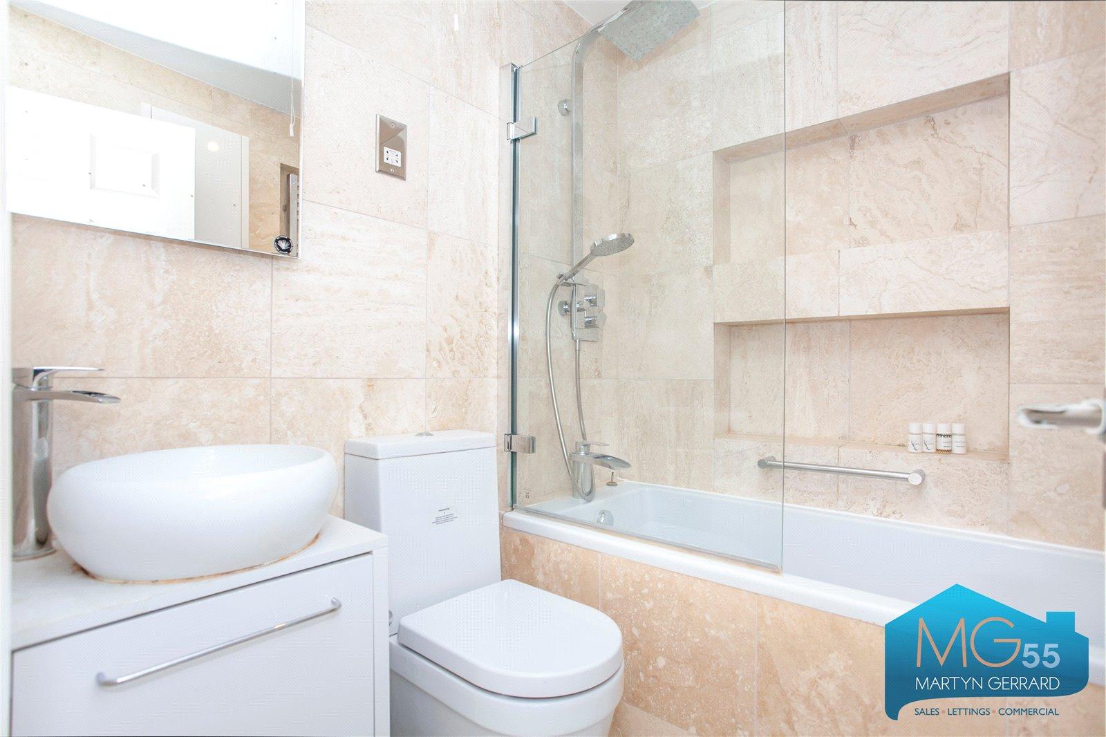 2 bedroom Apartment for sale - Martyn Gerrard