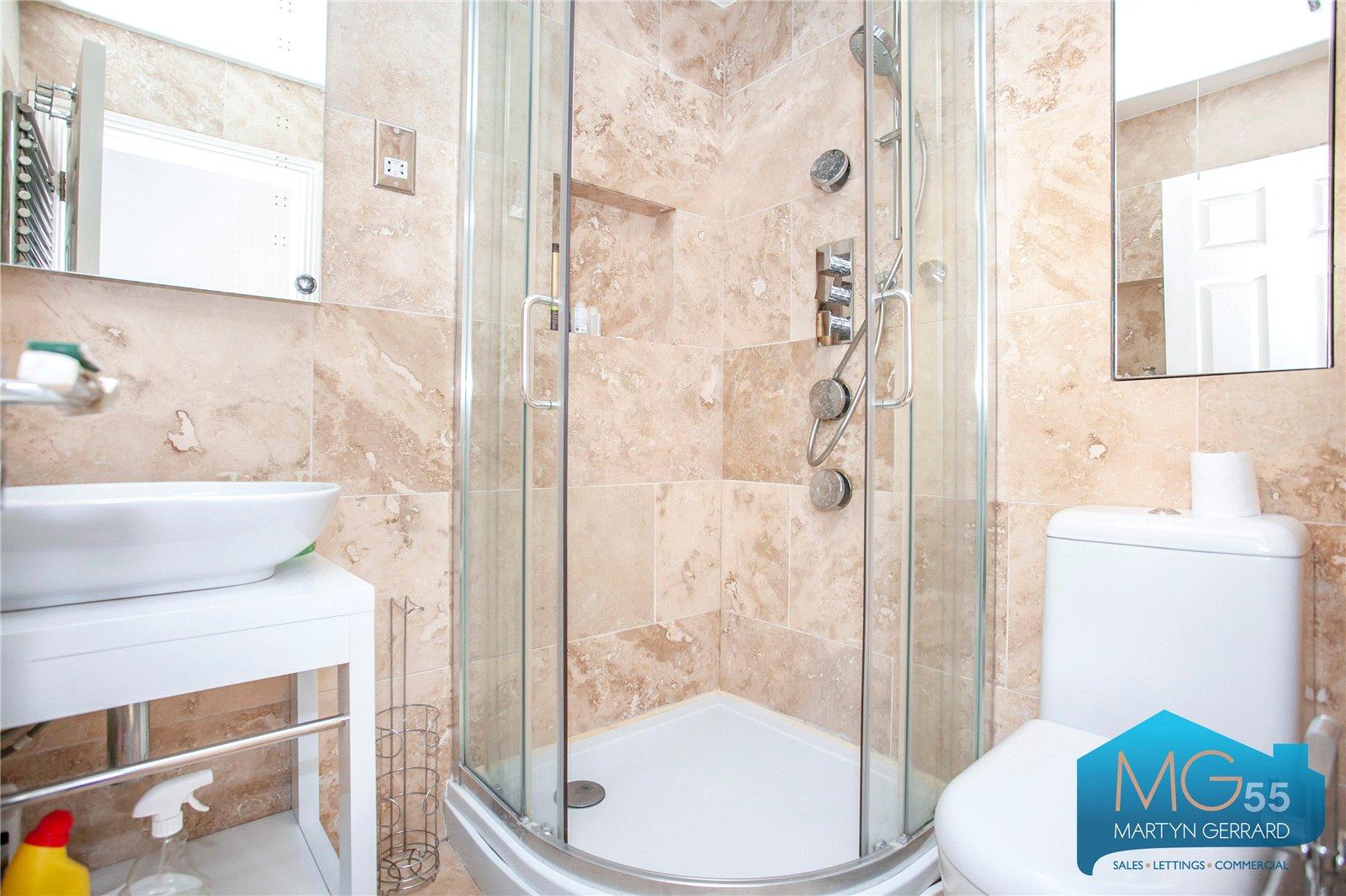 2 bedroom Apartment for sale - Martyn Gerrard