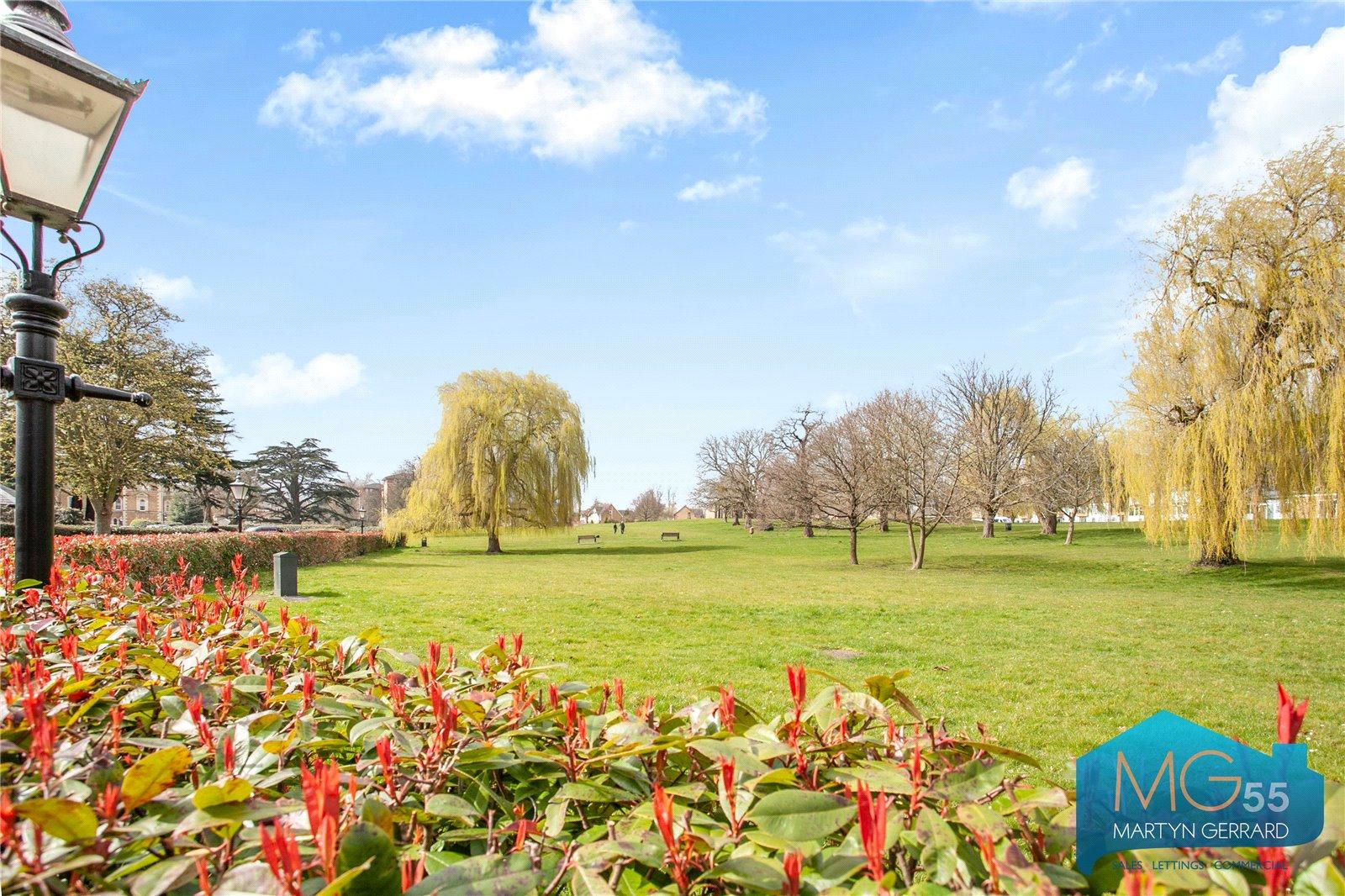 2 bedroom Apartment for sale - Martyn Gerrard