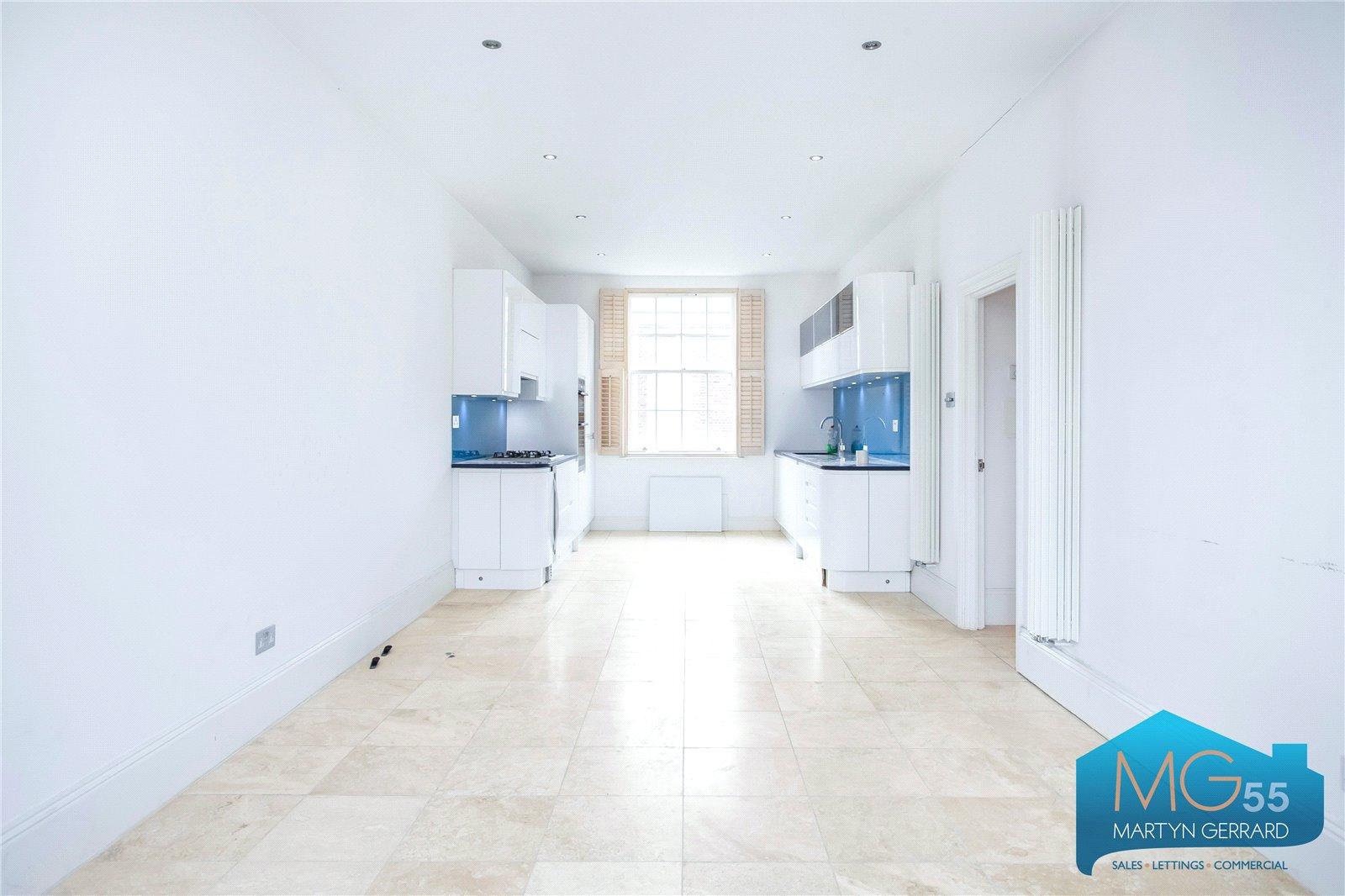 2 bedroom Apartment for sale - Martyn Gerrard