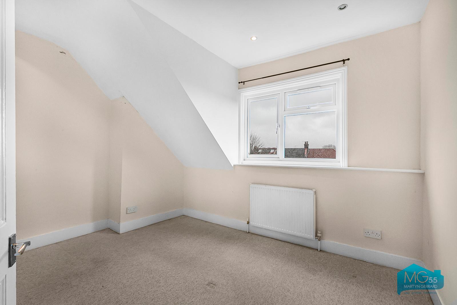 2 bedroom Apartment to rent - Martyn Gerrard