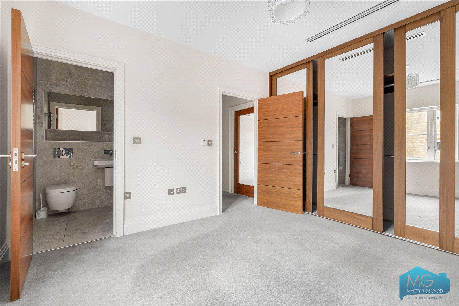 3 bedroom Apartment to rent - Martyn Gerrard