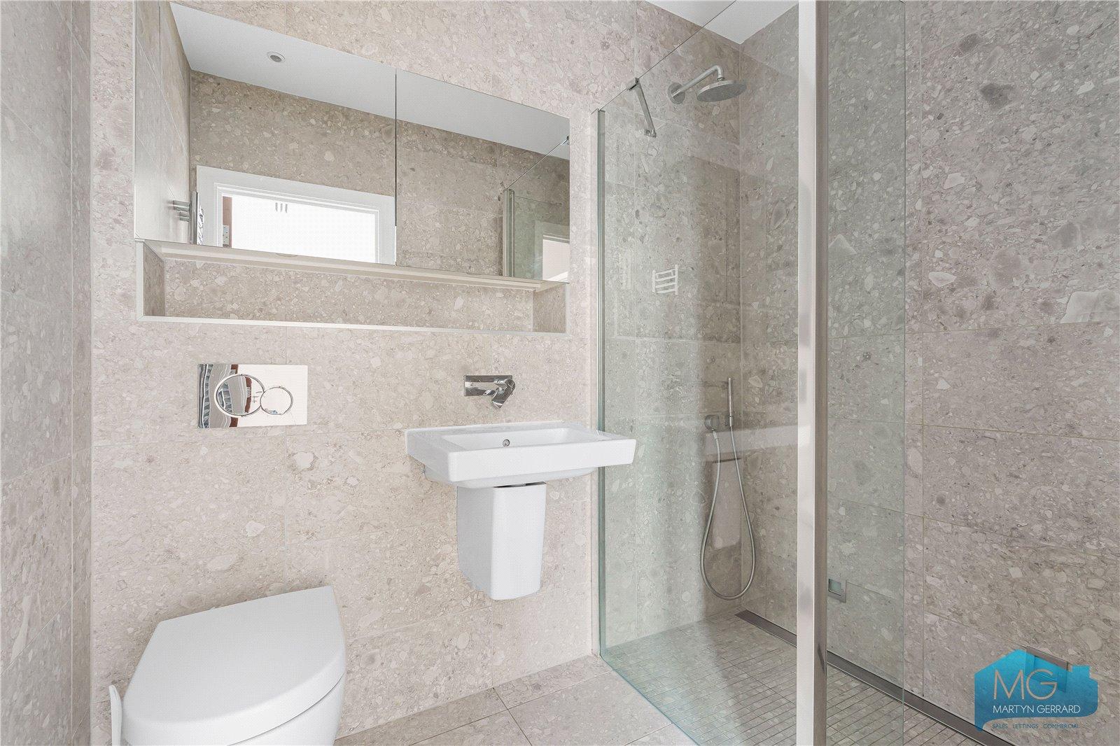 3 bedroom Apartment to rent - Martyn Gerrard