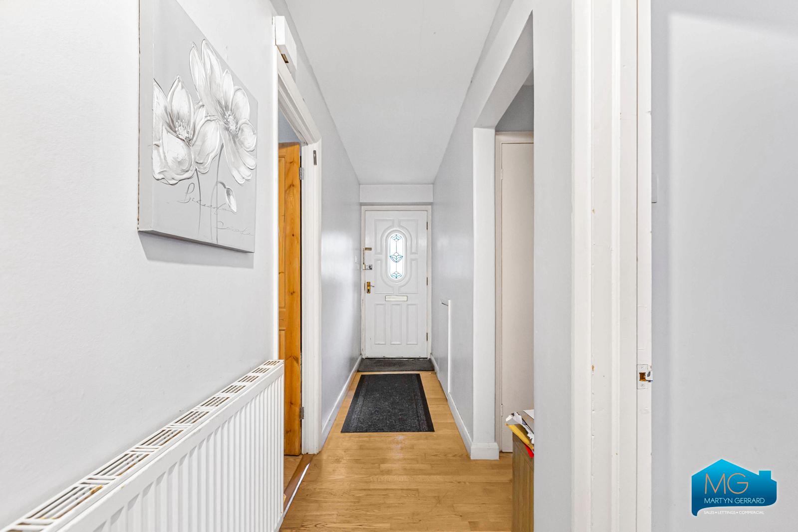 2 bedroom Ground Floor Flat to rent - Martyn Gerrard