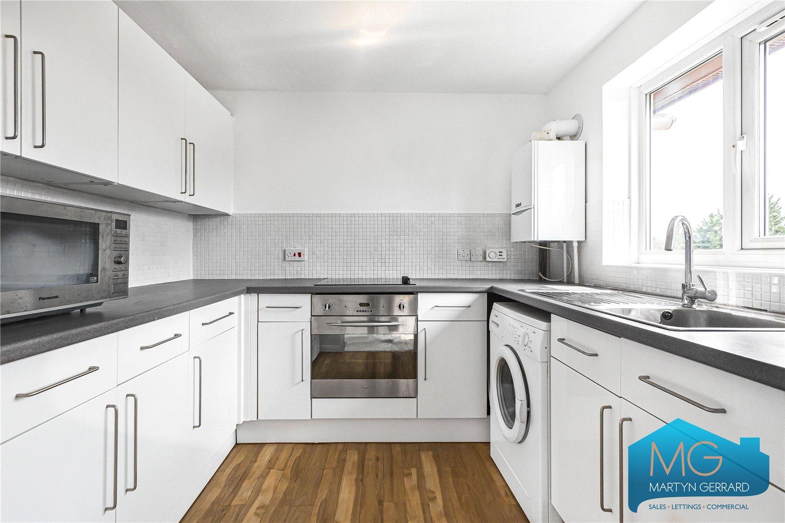2 bedroom Apartment for sale - Martyn Gerrard