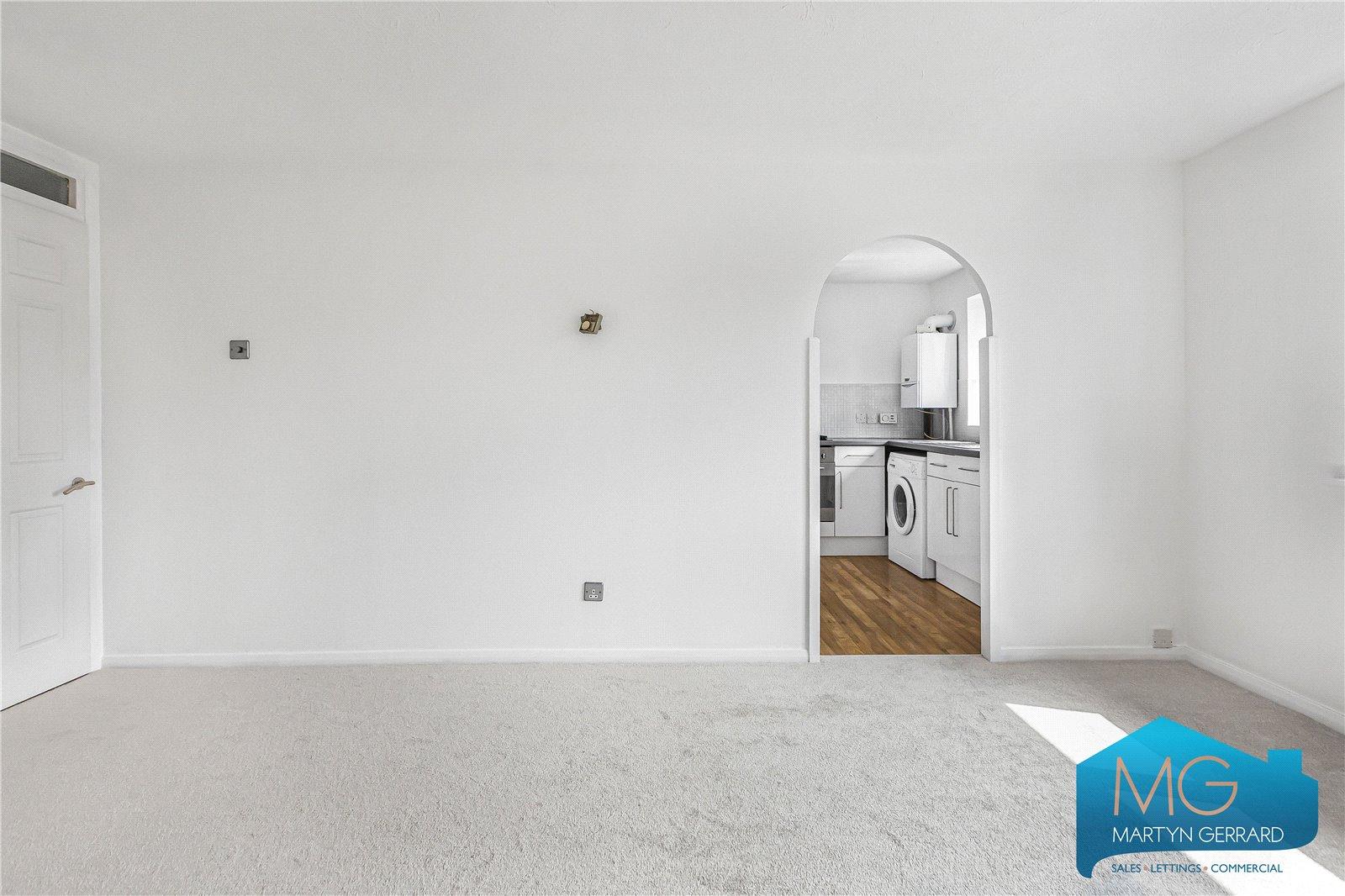 2 bedroom Apartment for sale - Martyn Gerrard