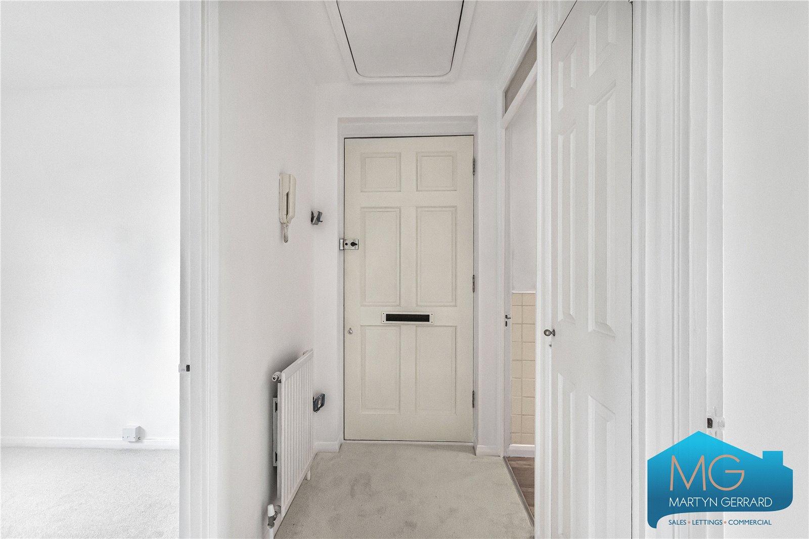 2 bedroom Apartment for sale - Martyn Gerrard