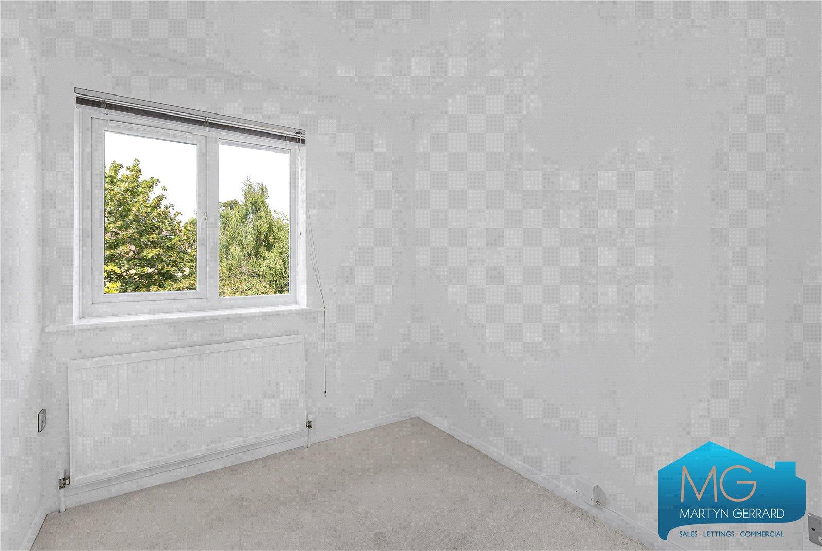2 bedroom Apartment for sale - Martyn Gerrard
