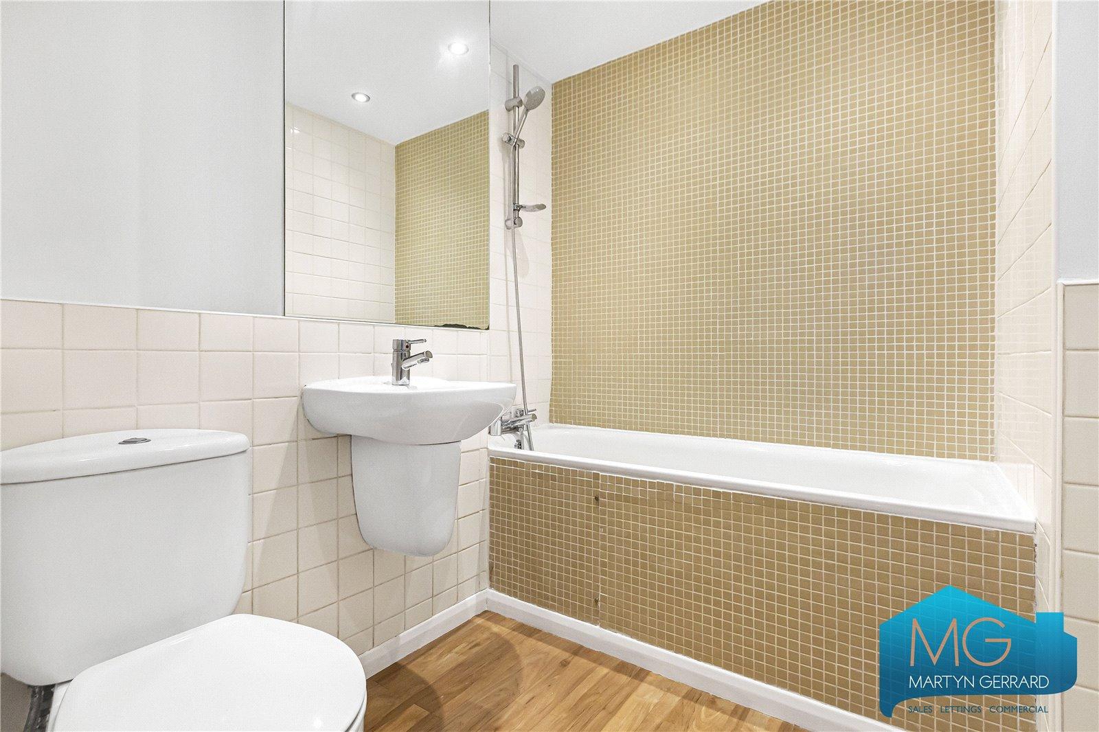 2 bedroom Apartment for sale - Martyn Gerrard