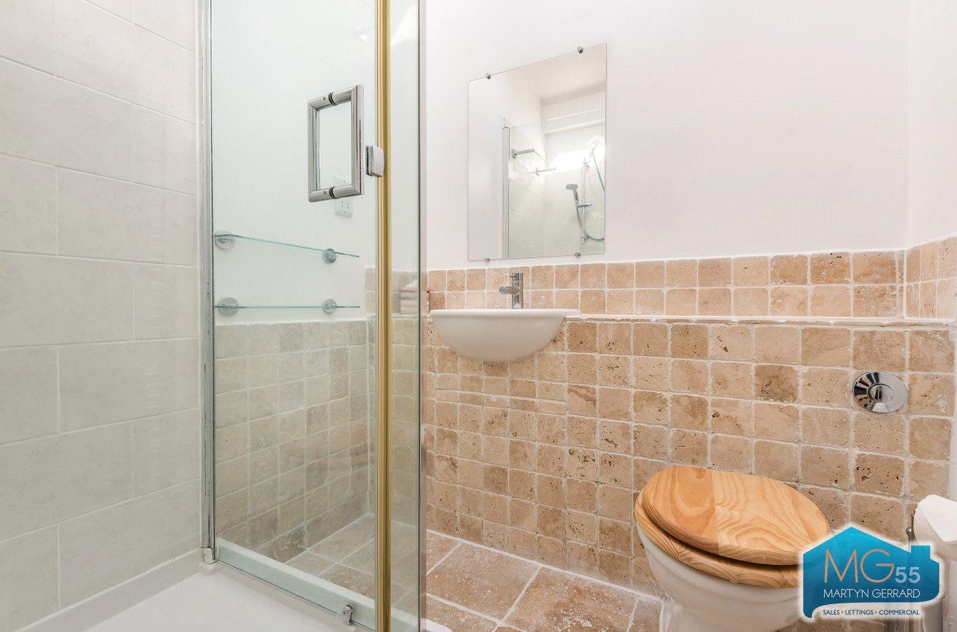 2 bedroom Terraced House to rent - Martyn Gerrard