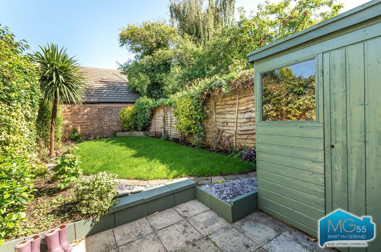 2 bedroom Terraced House to rent - Martyn Gerrard