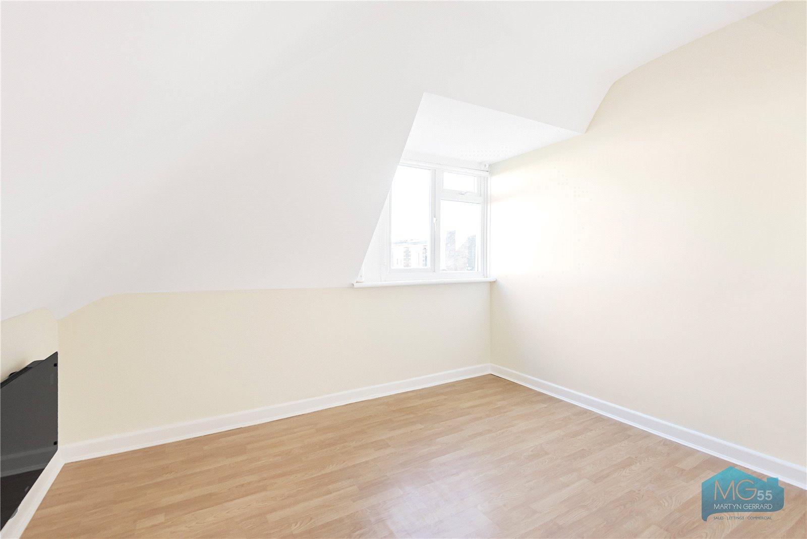 1 bedroom Apartment to rent - Martyn Gerrard