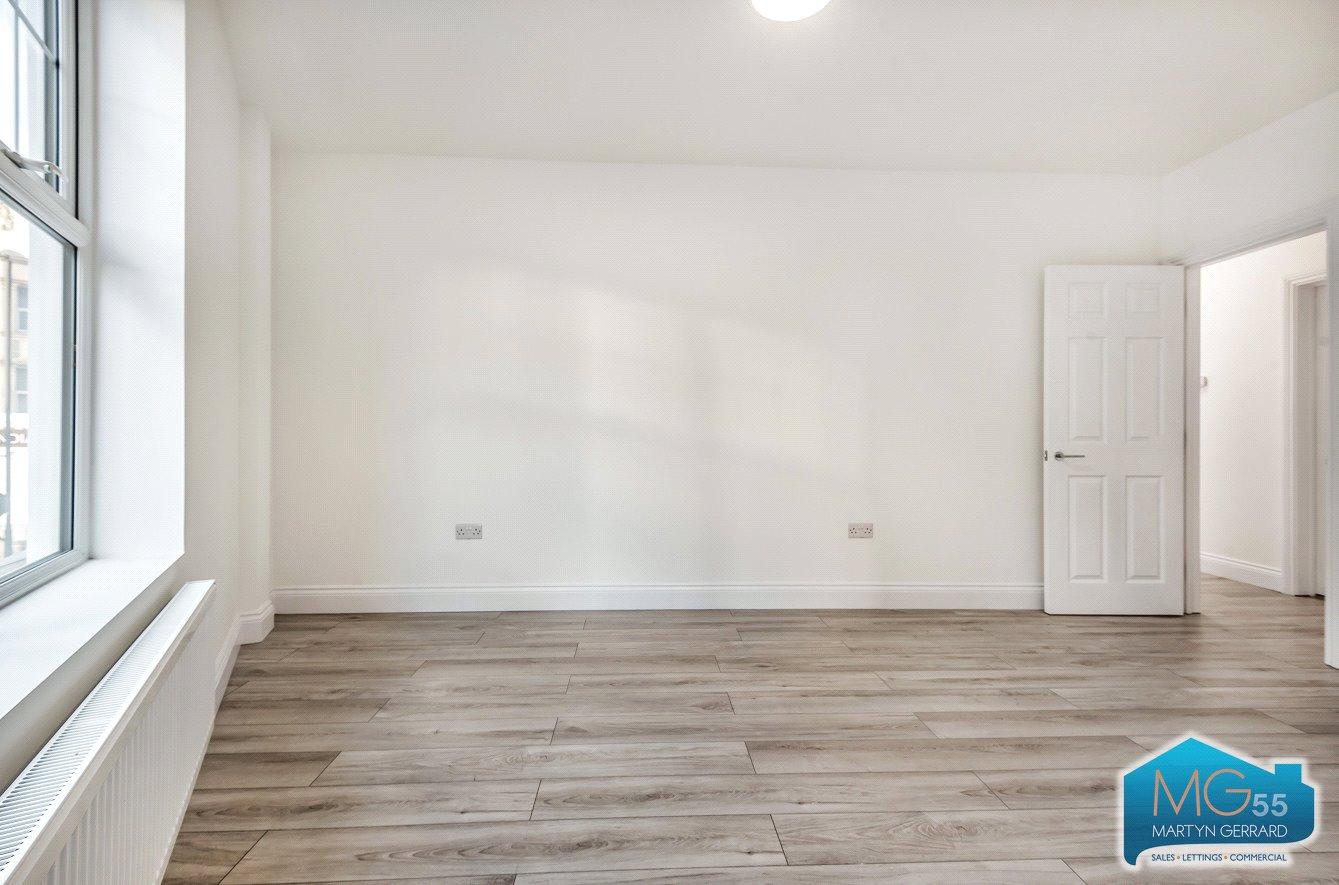 1 bedroom Apartment to rent - Martyn Gerrard