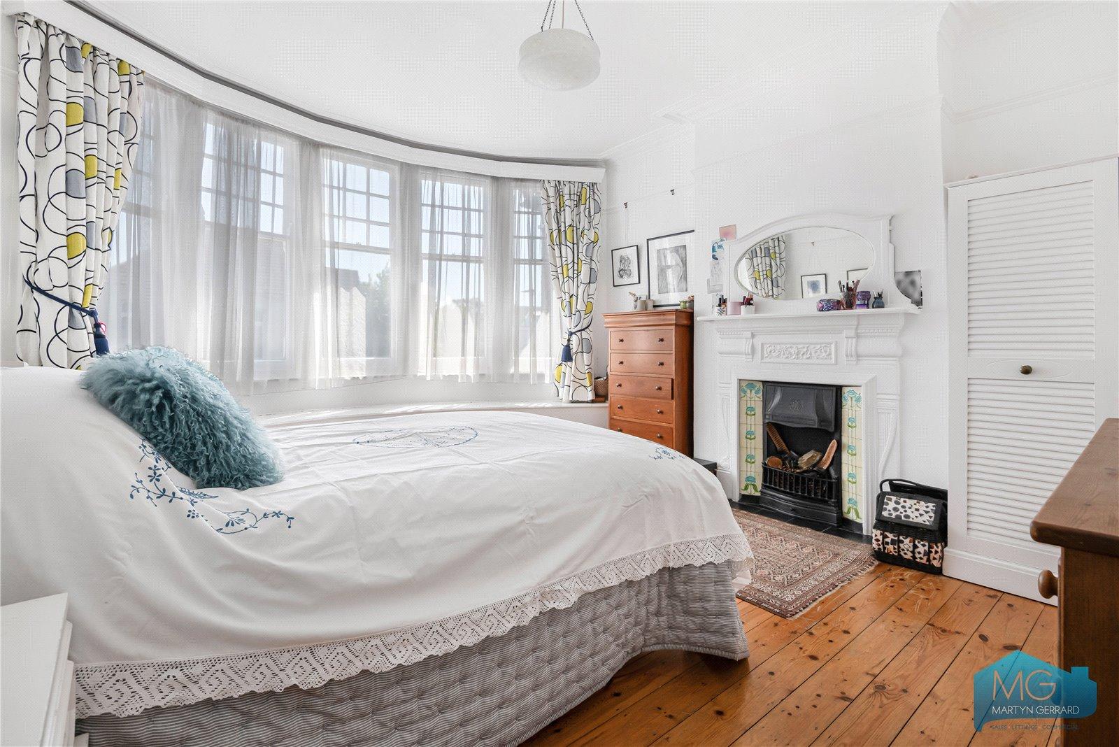 3 bedroom Semi-Detached House for sale - Martyn Gerrard