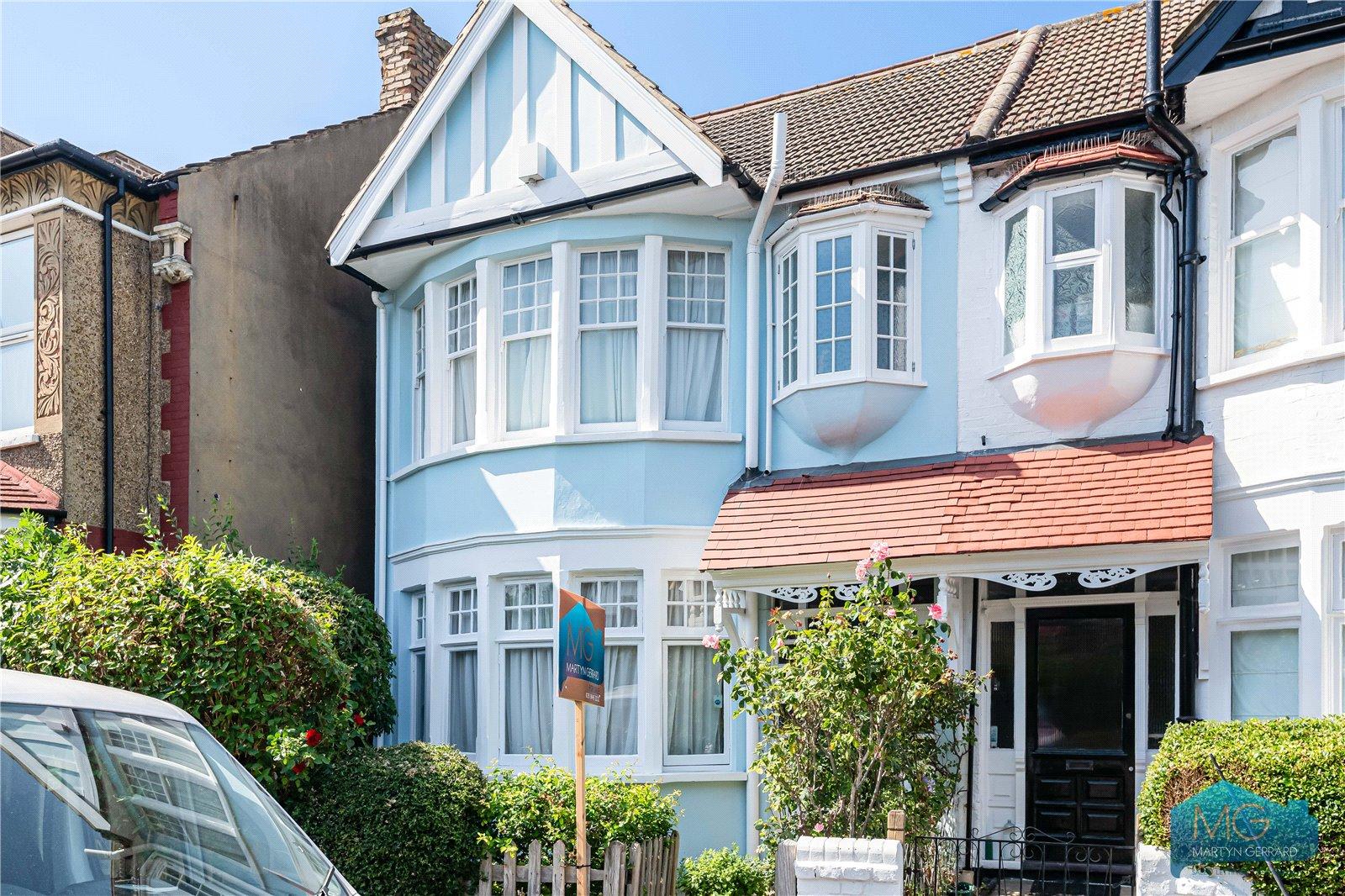 3 bedroom Semi-Detached House for sale - Martyn Gerrard