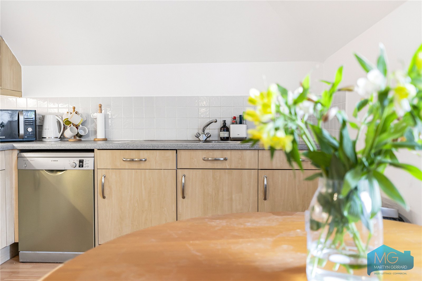 1 bedroom Apartment for sale - Martyn Gerrard
