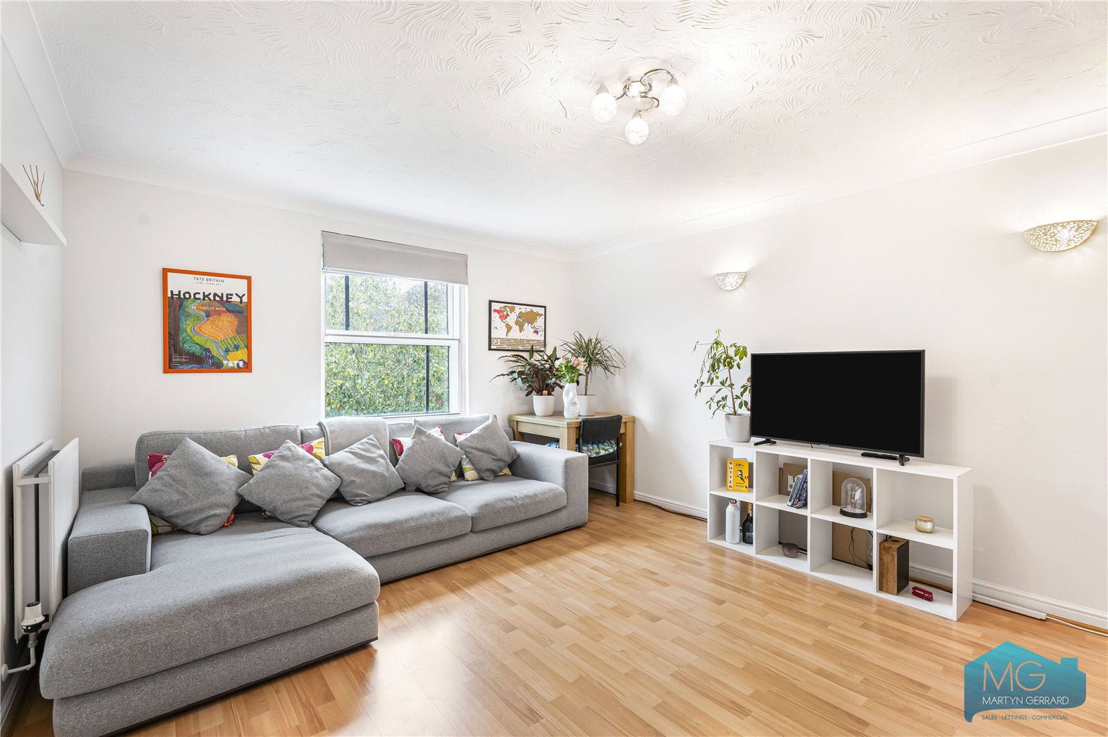 1 bedroom Apartment for sale - Martyn Gerrard