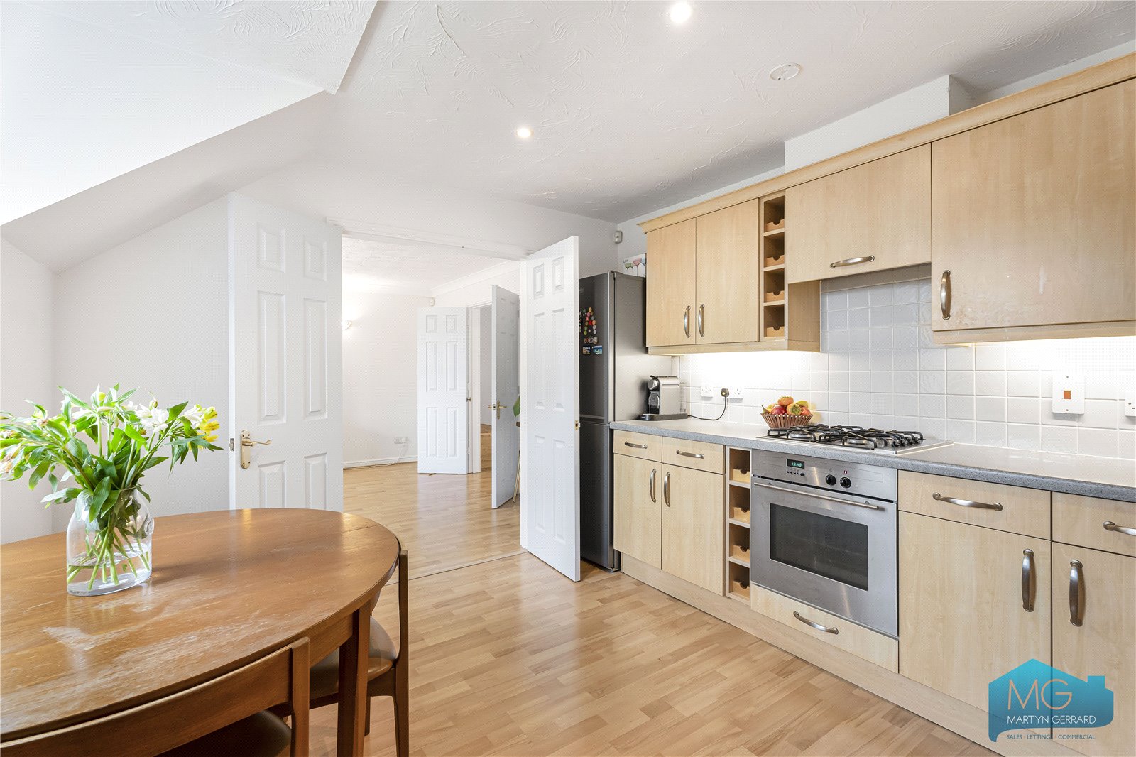 1 bedroom Apartment for sale - Martyn Gerrard