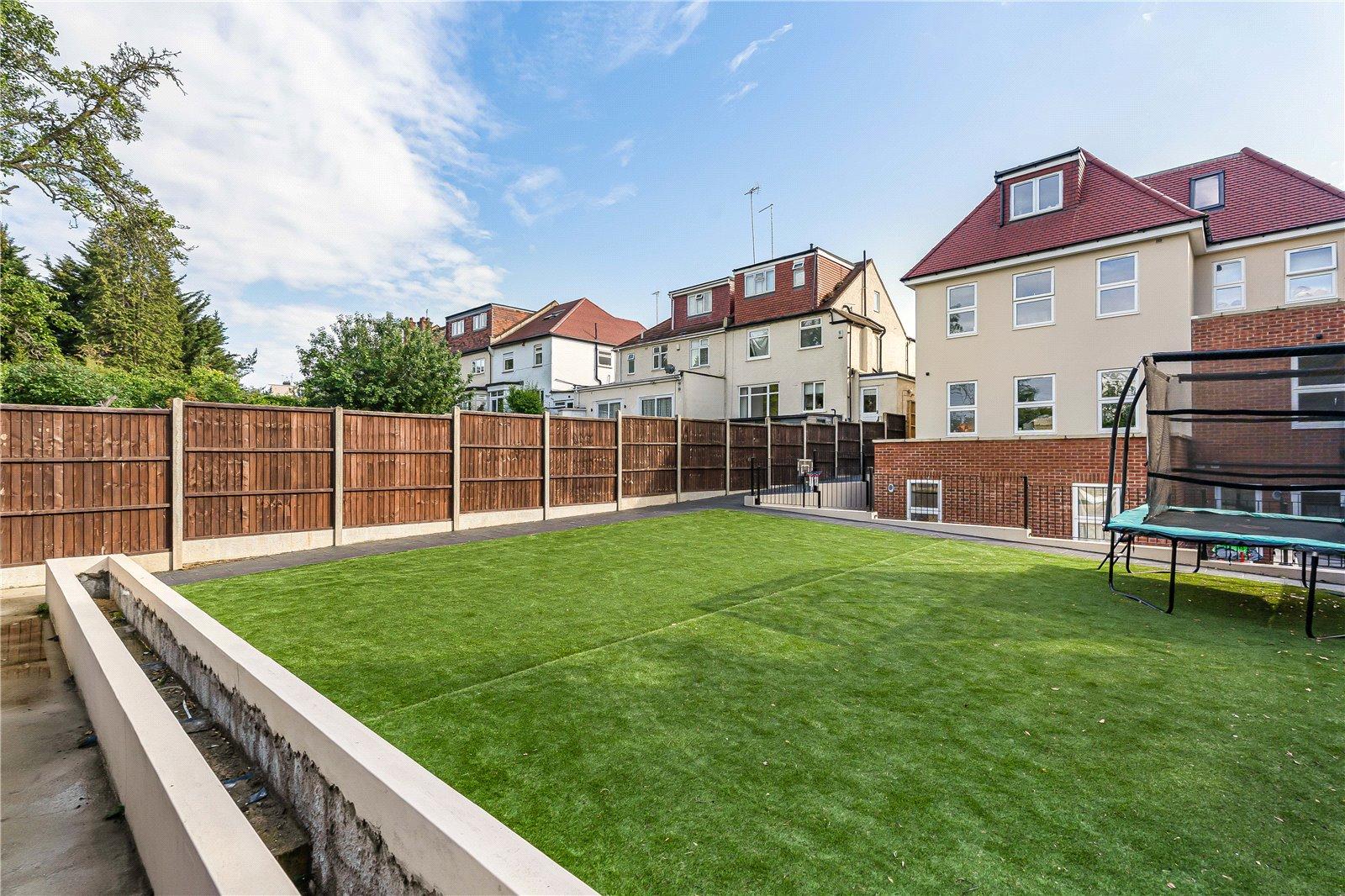 2 bedroom Ground Floor Flat for sale - Martyn Gerrard