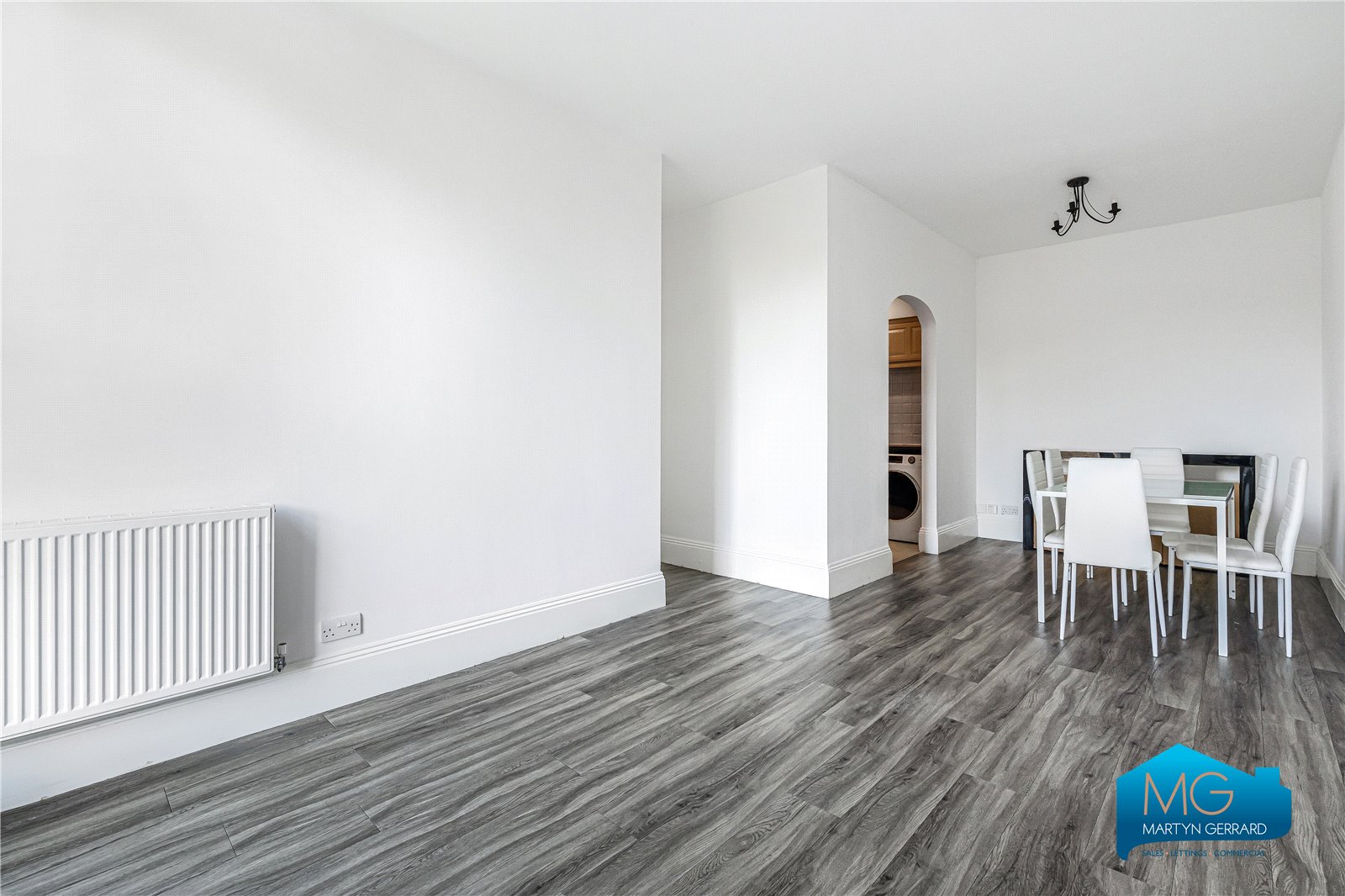 Royal Drive, New Southgate, London, N11+  - Martyn Gerrard