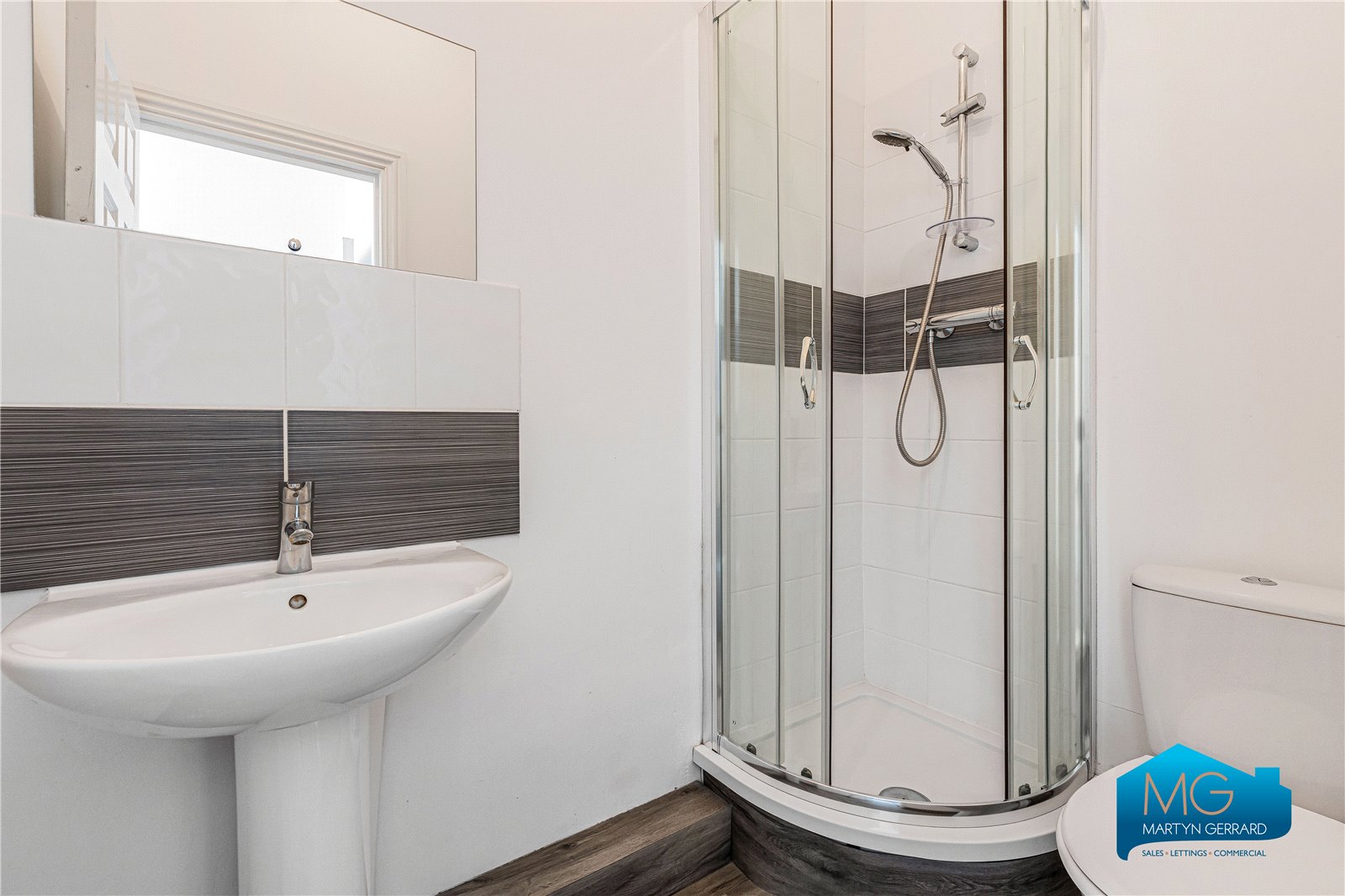 2 bedroom Apartment to rent - Martyn Gerrard