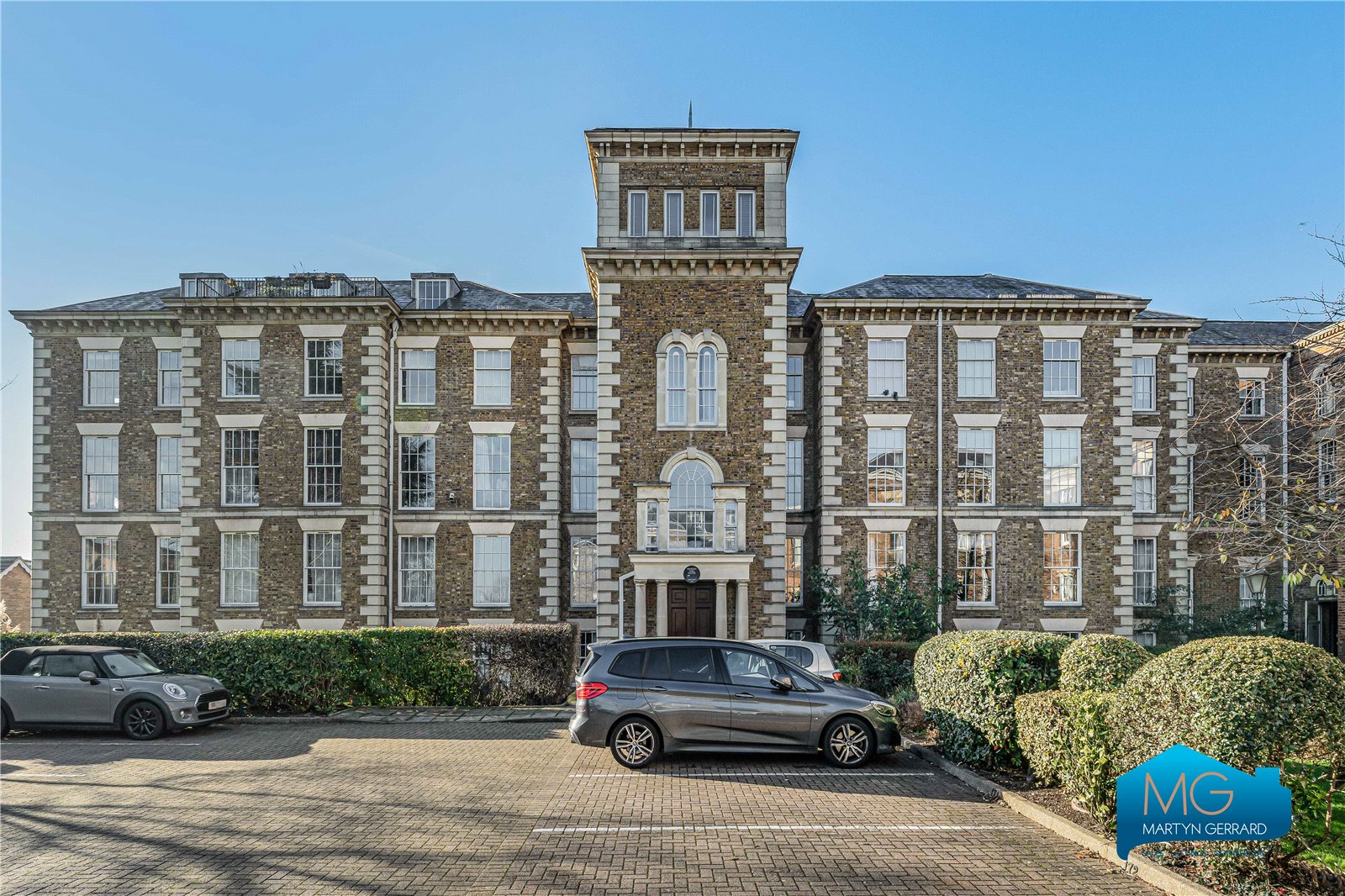 Royal Drive, New Southgate, London, N11+  - Martyn Gerrard