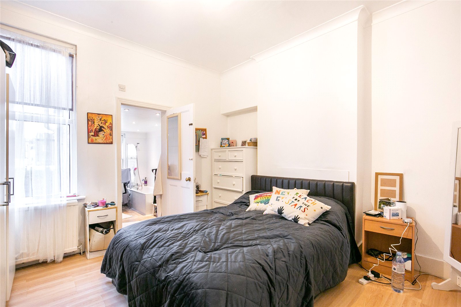 3 bedroom Semi-Detached House to rent - Martyn Gerrard