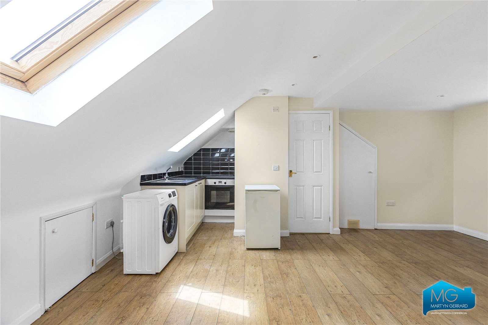 Apartment to rent - Martyn Gerrard