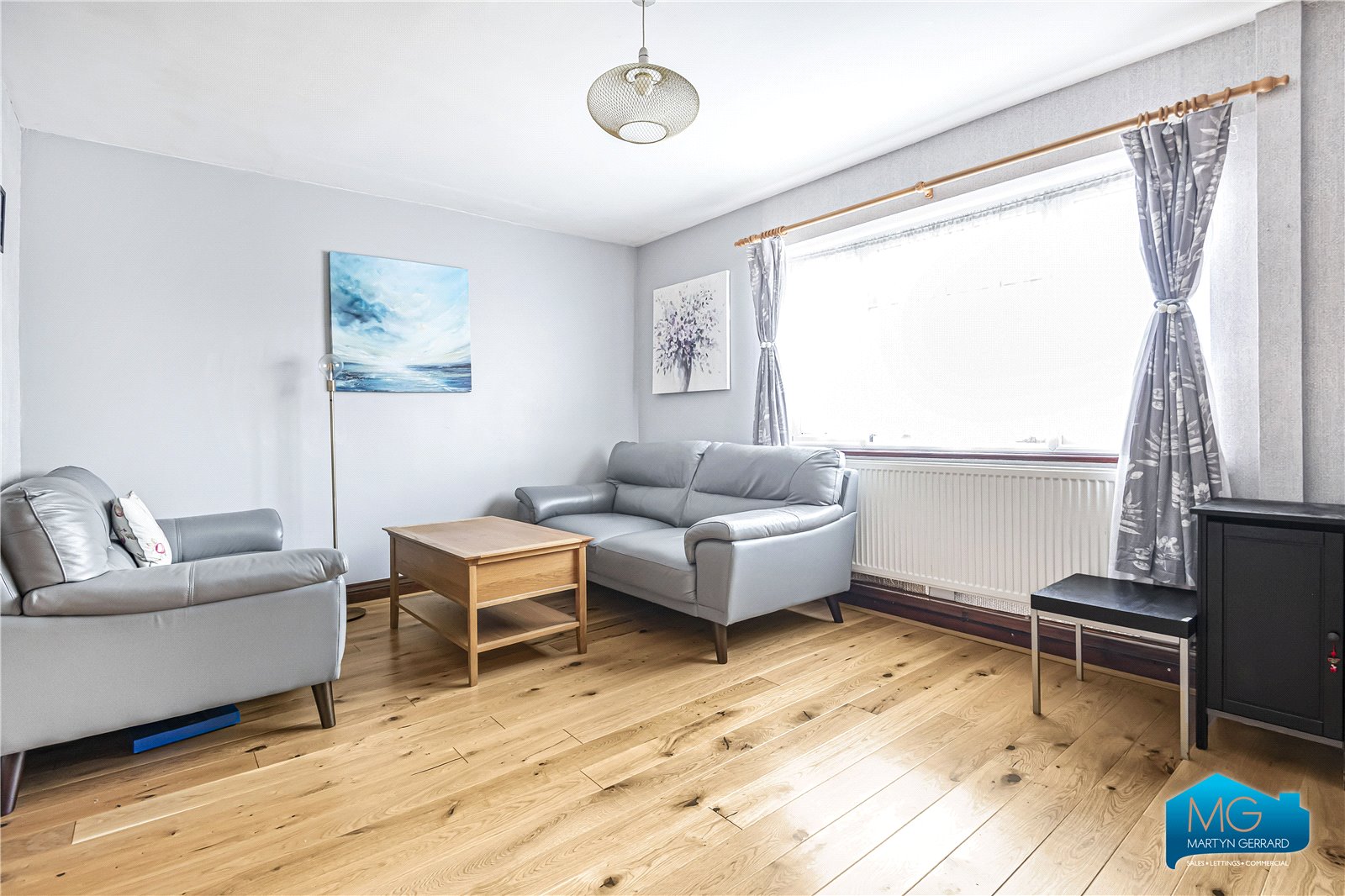 Crescent Way, North Finchley, London, N12+ - Martyn Gerrard