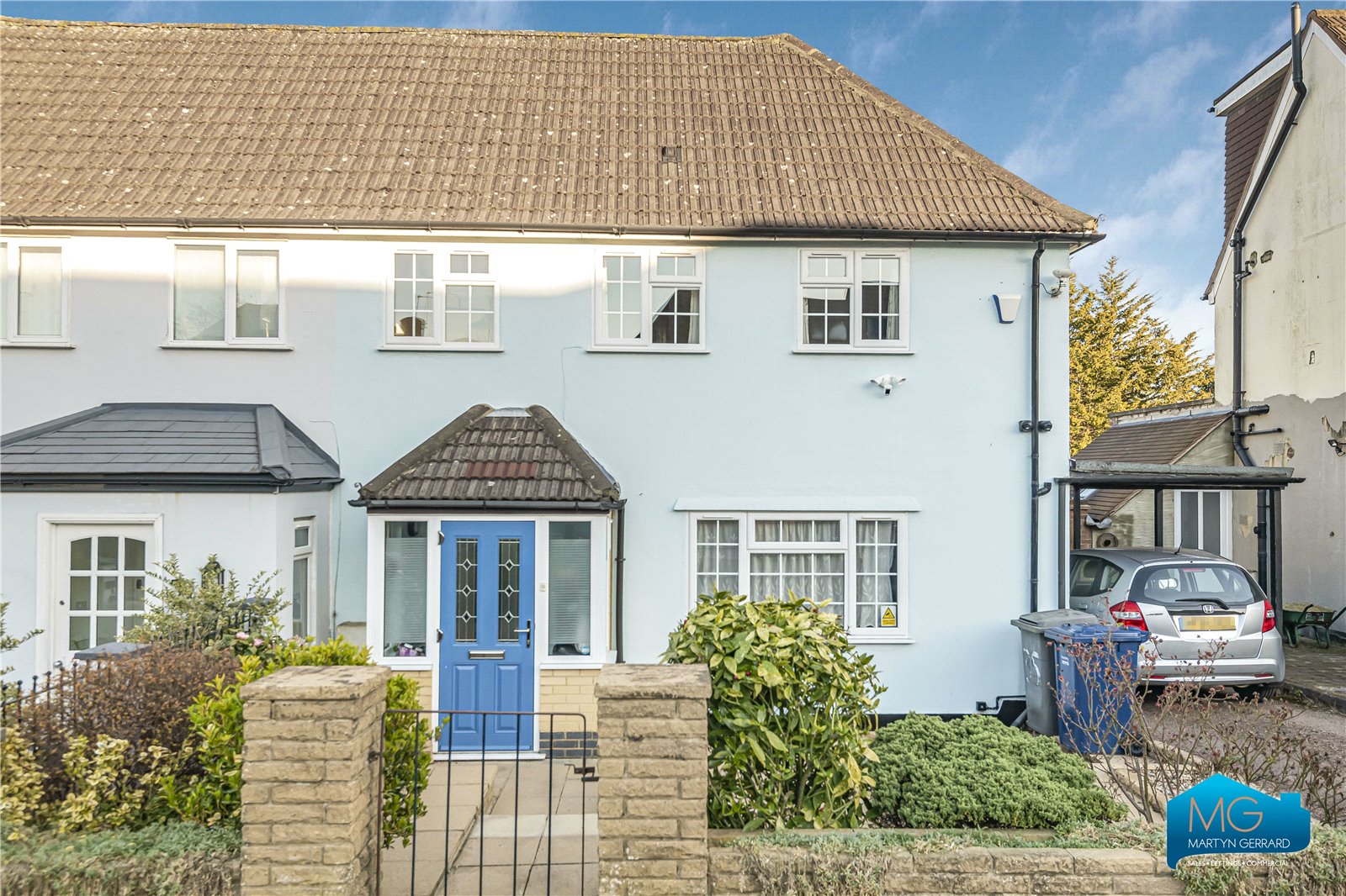 Crescent Way, North Finchley, London, N12+ - Martyn Gerrard