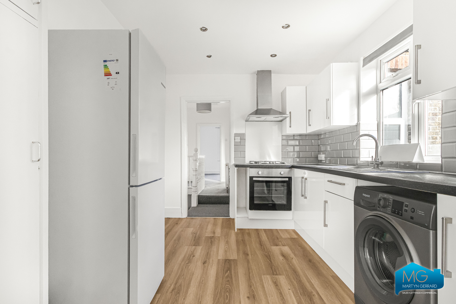Dale Grove, North Finchley, London, N12+ - Martyn Gerrard