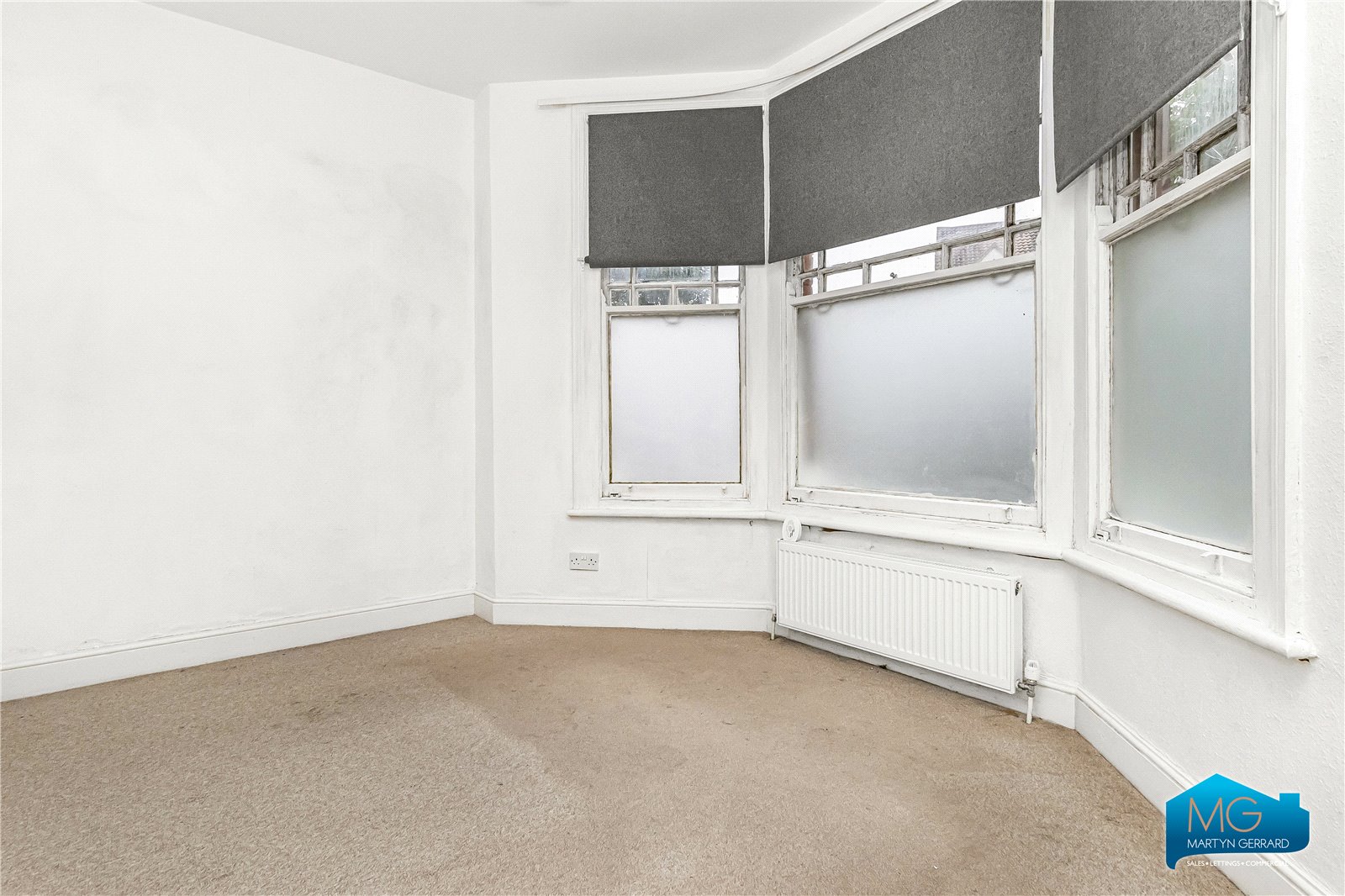 1 bedroom Ground Floor Flat to rent - Martyn Gerrard