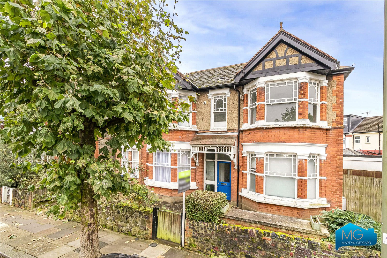 Bow Lane, North Finchley, London, N12+ - Martyn Gerrard