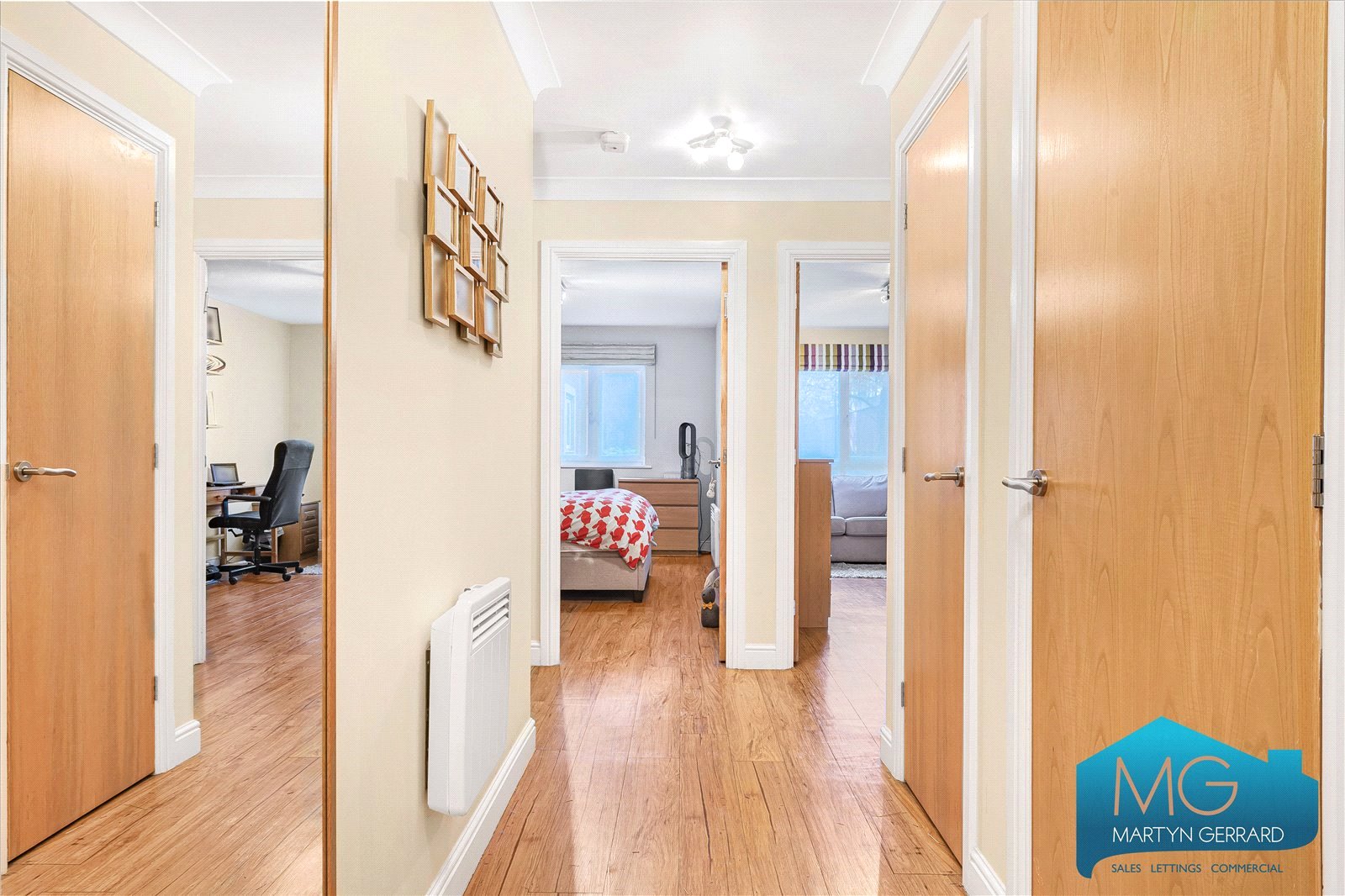 2 bedroom Ground Floor Flat to rent - Martyn Gerrard