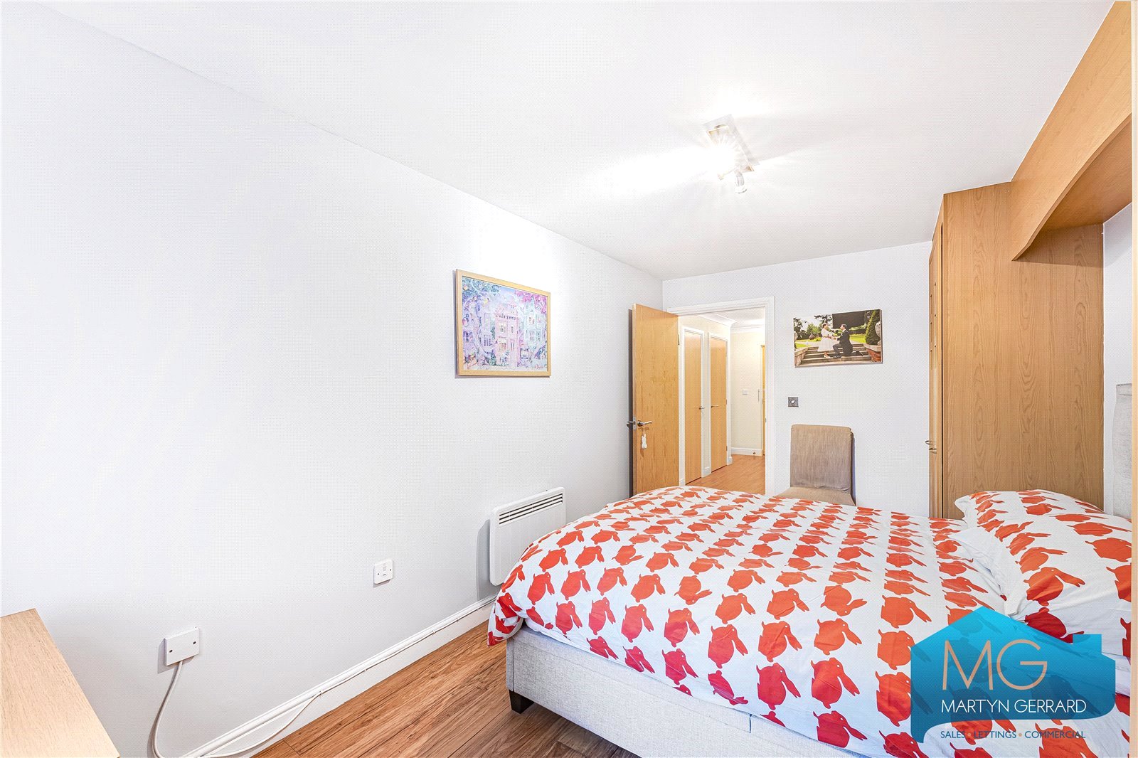 2 bedroom Ground Floor Flat to rent - Martyn Gerrard