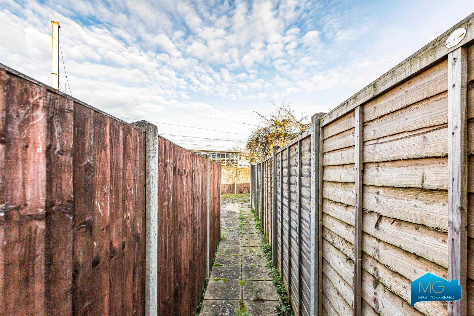 1 bedroom Apartment to rent - Martyn Gerrard