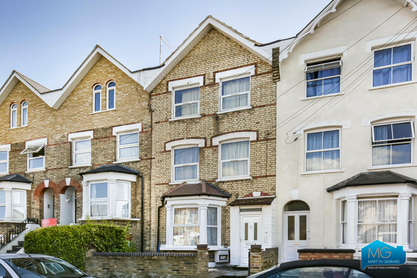 4 bedroom Terraced House to rent - Martyn Gerrard