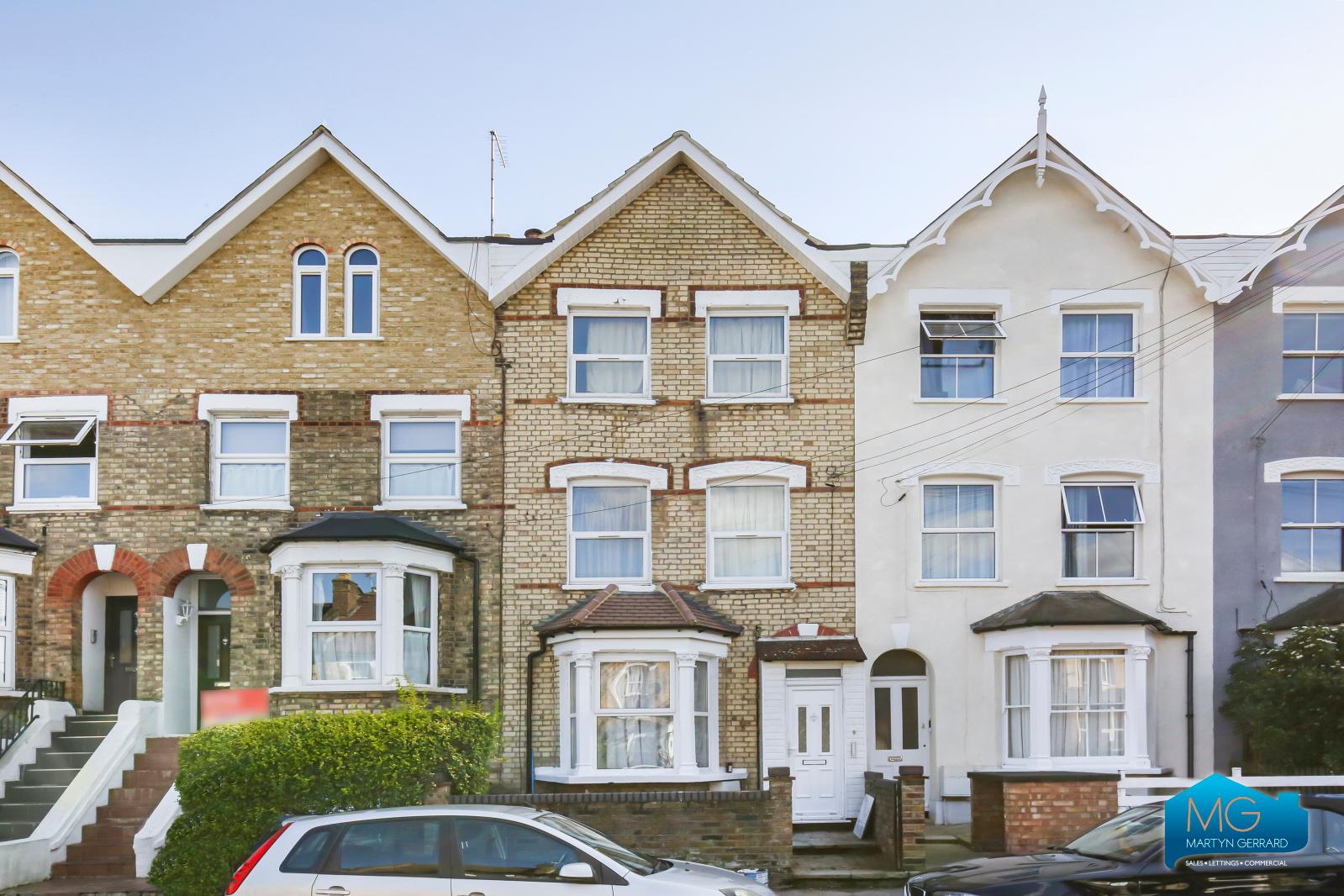 4 bedroom Terraced House to rent - Martyn Gerrard