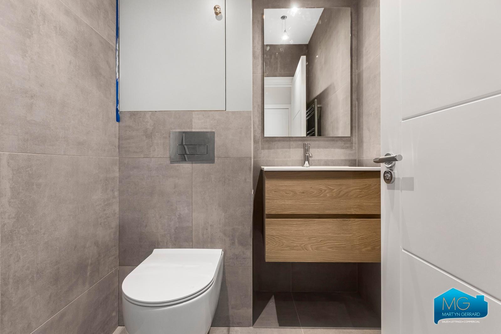 3 bedroom Ground Floor Flat to rent - Martyn Gerrard