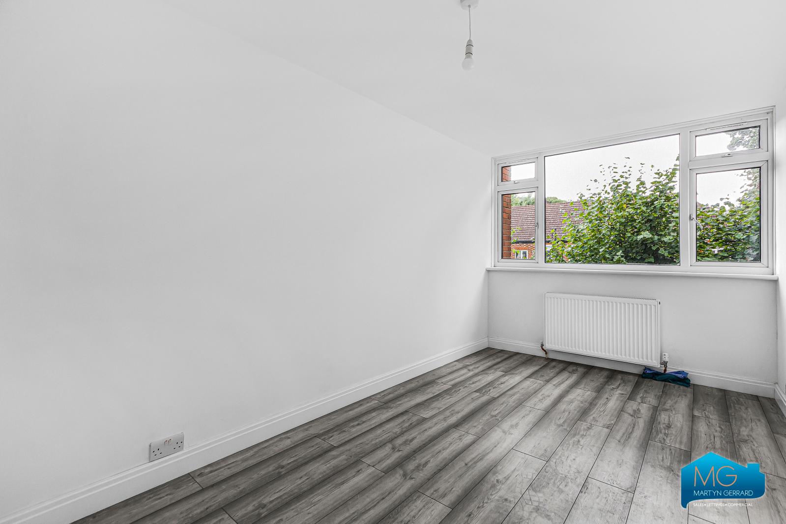2 bedroom Apartment to rent - Martyn Gerrard