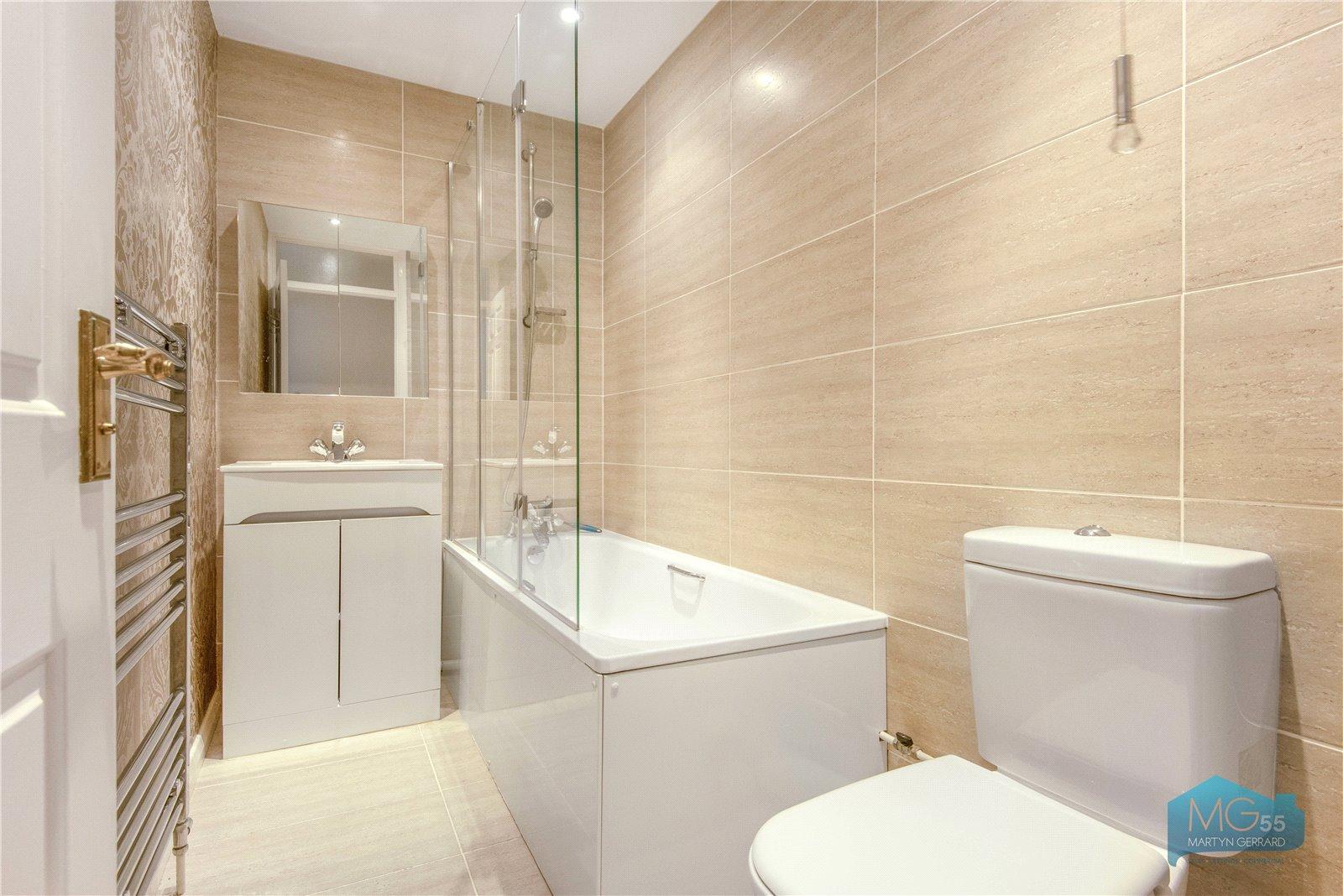 2 bedroom End of Terrace House to rent - Martyn Gerrard