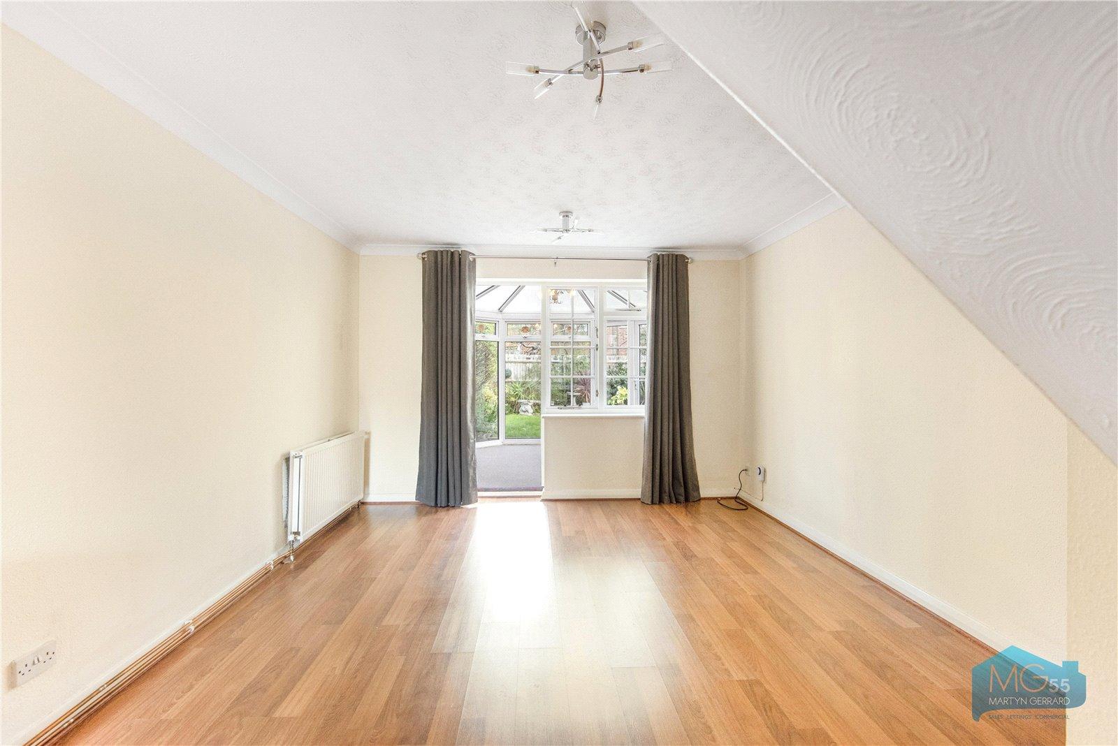 2 bedroom End of Terrace House to rent - Martyn Gerrard