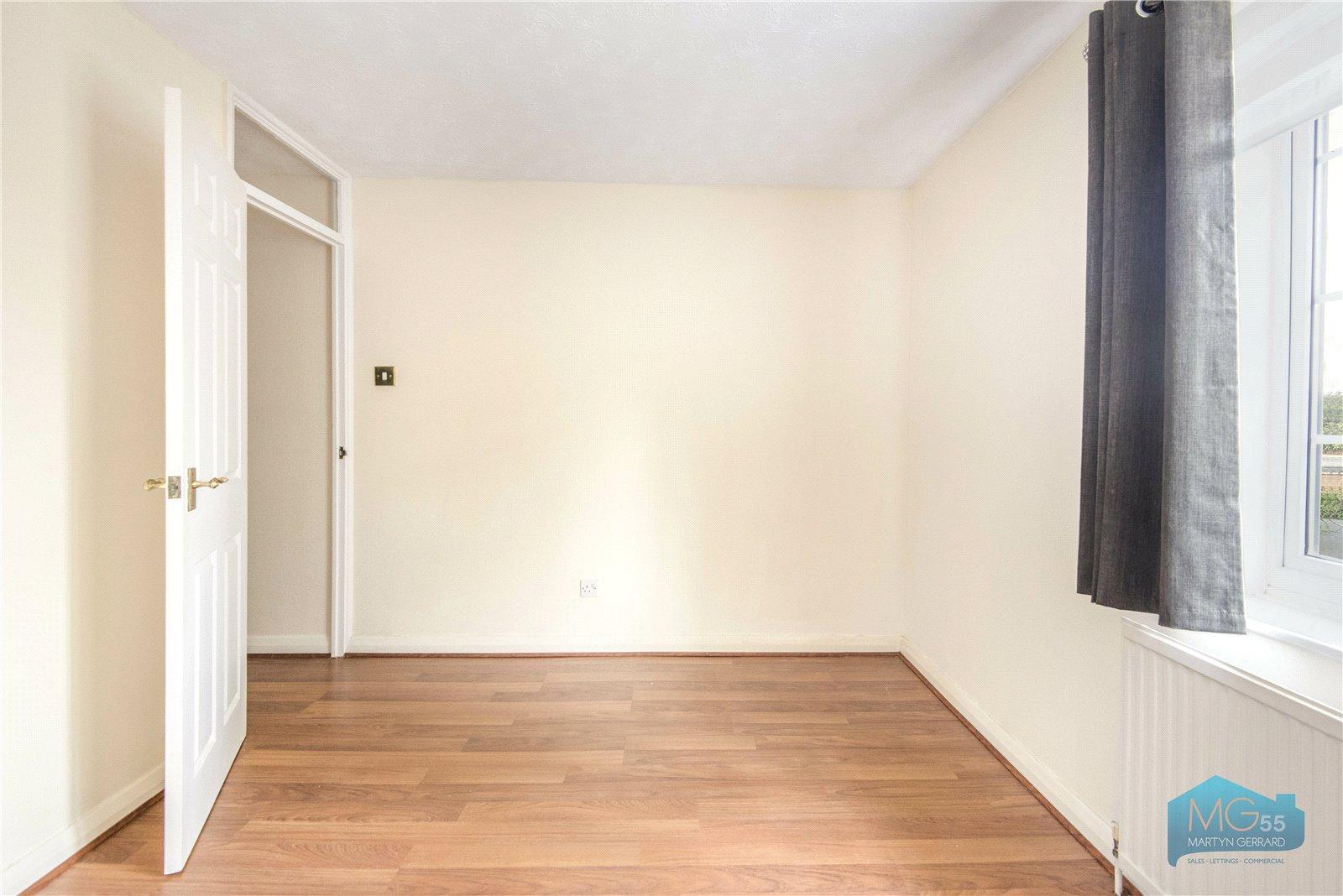 2 bedroom End of Terrace House to rent - Martyn Gerrard