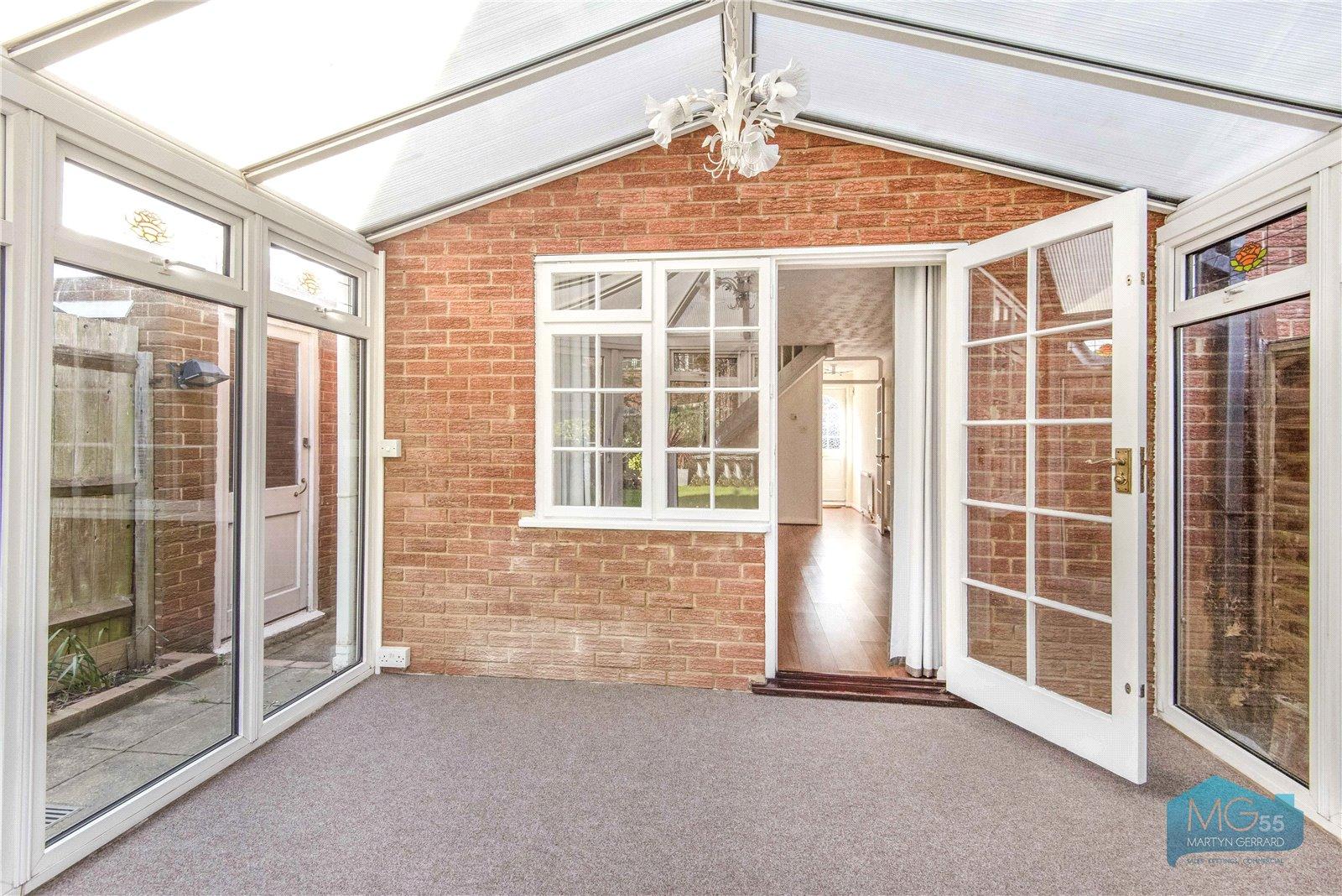 2 bedroom End of Terrace House to rent - Martyn Gerrard