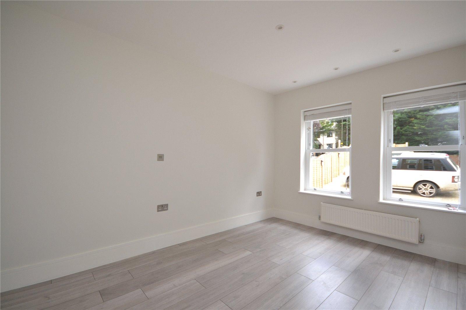 3 bedroom Apartment to rent - Martyn Gerrard
